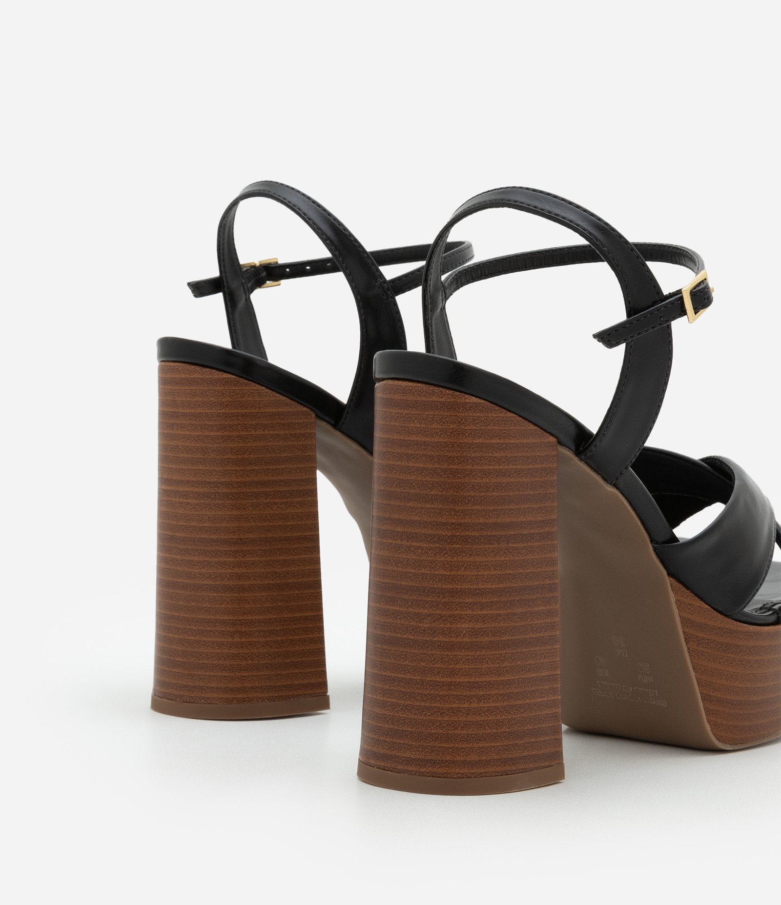 Sandália Meia Pata com Tiras Cruzadas e Salto Super Alto Preto 5