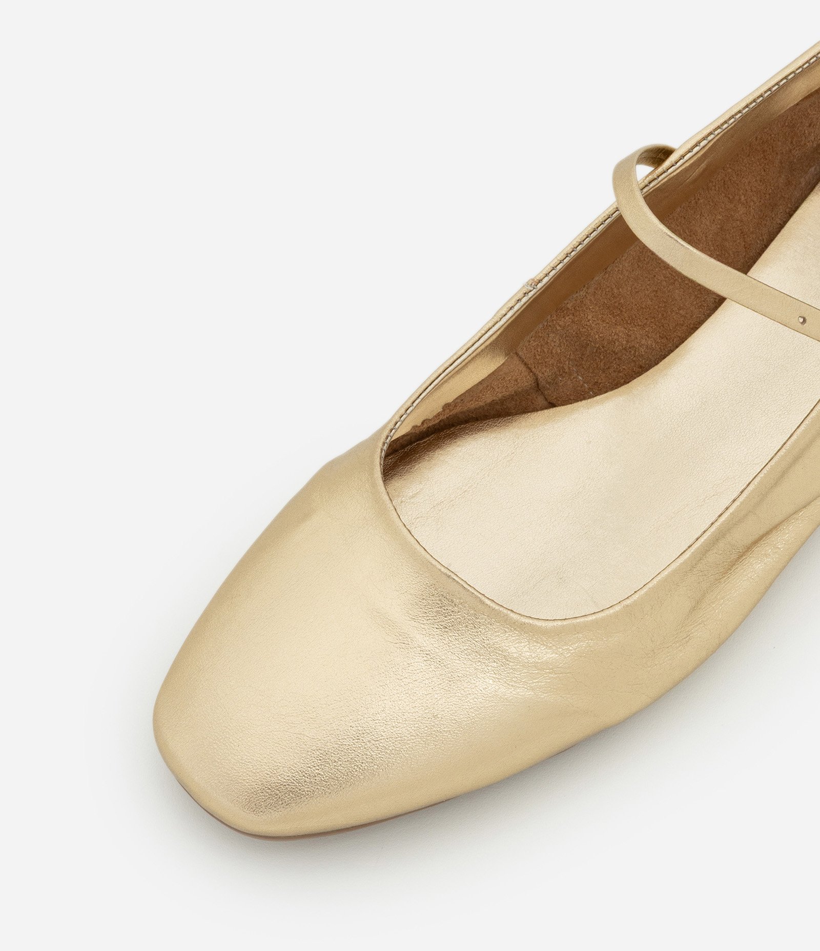 Sapatilha de Couro com Bico Quadrado e Detalhe em Fivela Dourado 4