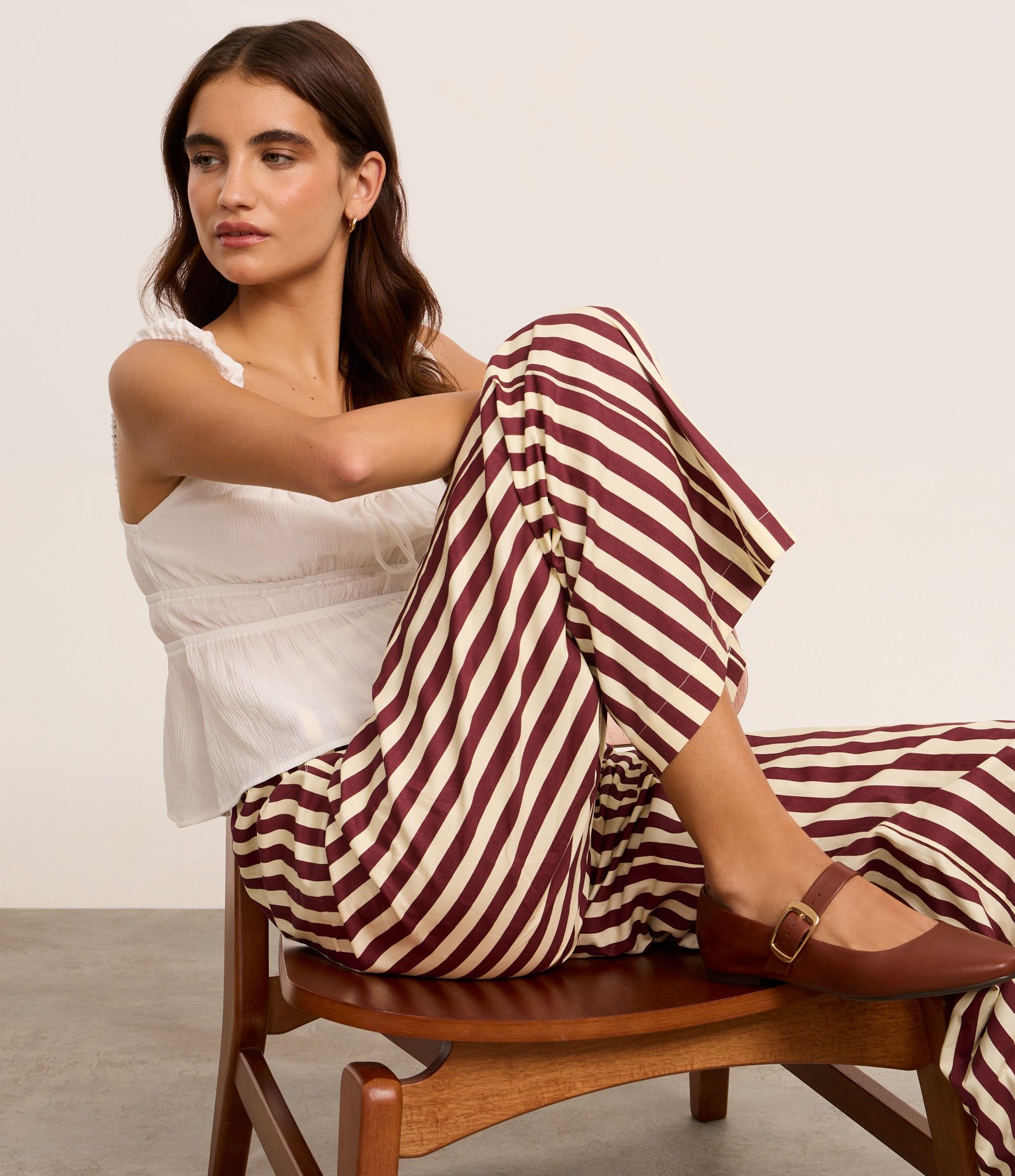 Sapatilha Couro com Fivela Quadrada Marrom 7