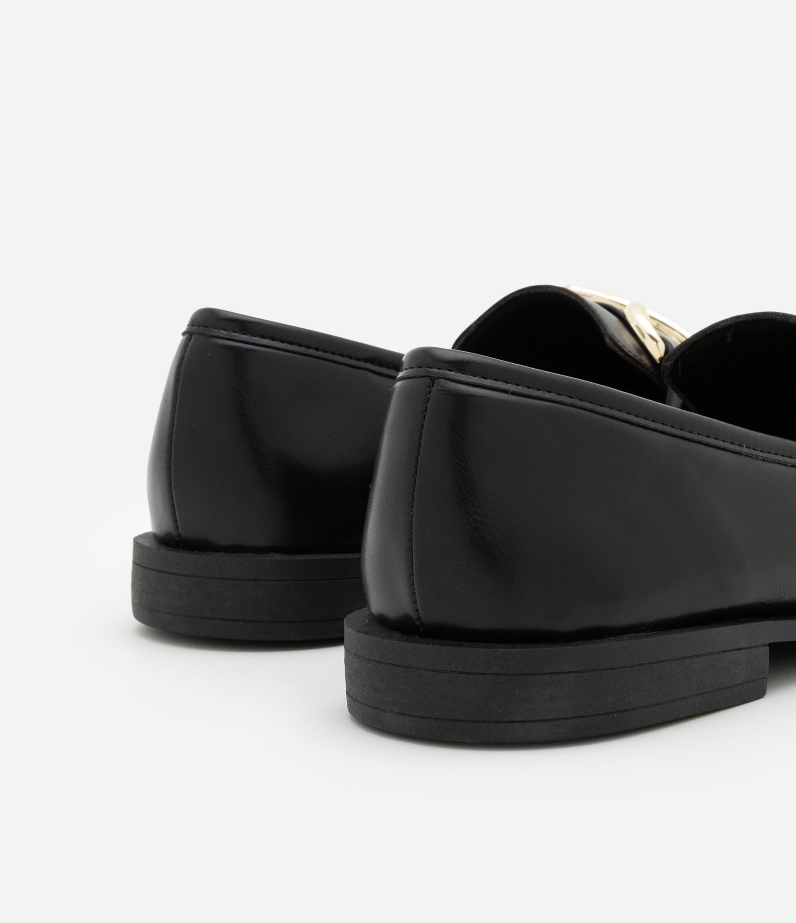 Sapato Mocassim com Detalhe Trançado Preto 3