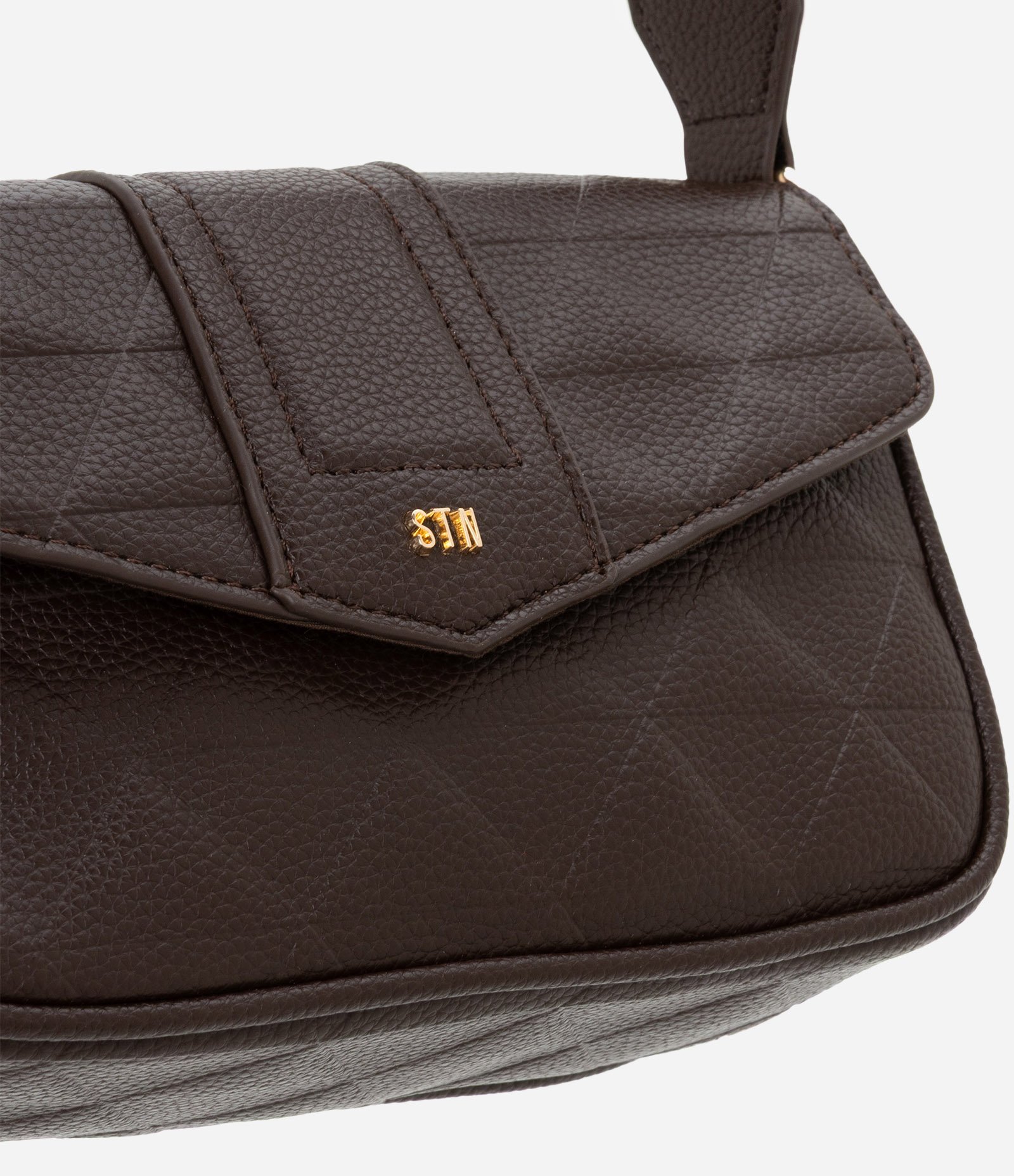 Bolsa Transversal Média com Tampa e Textura Embossed Marrom 4