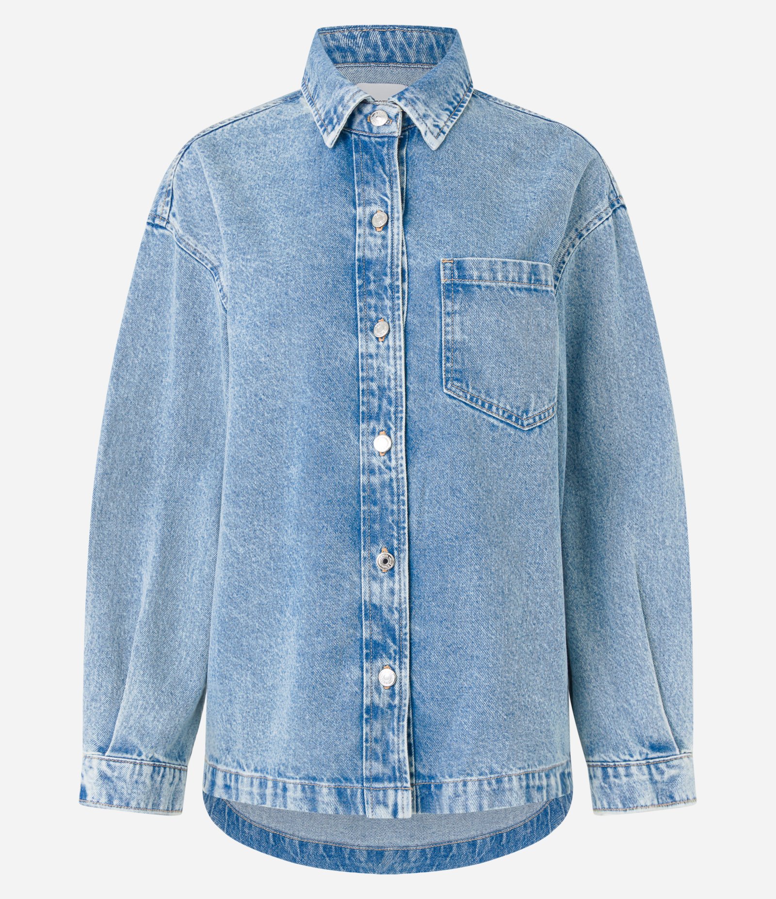 Camisa Oversized em Jeans com Bolso e Cava Deslocada Médio 4