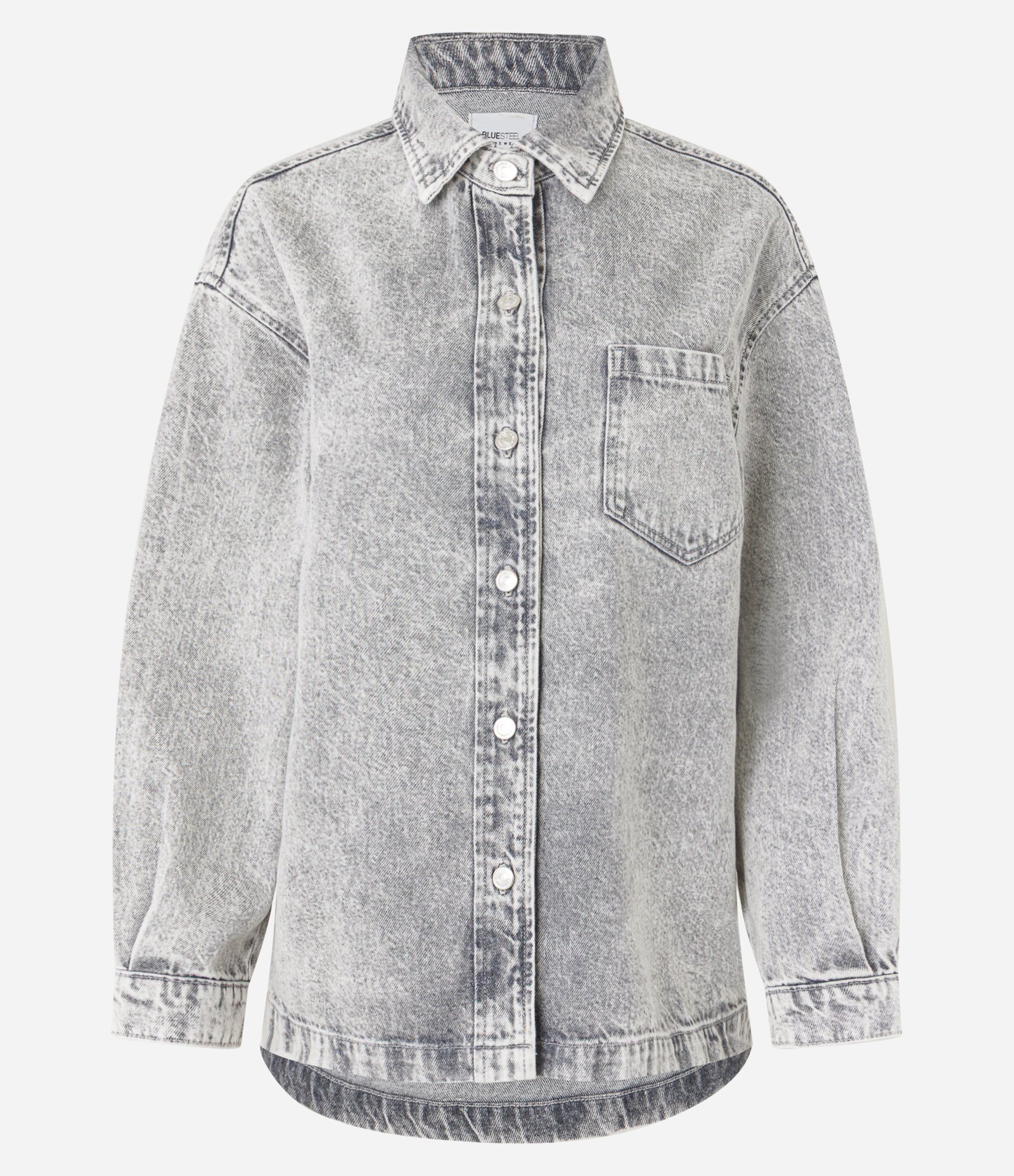 Camisa Oversized em Jeans com Bolso e Cava Deslocada Cinza 5
