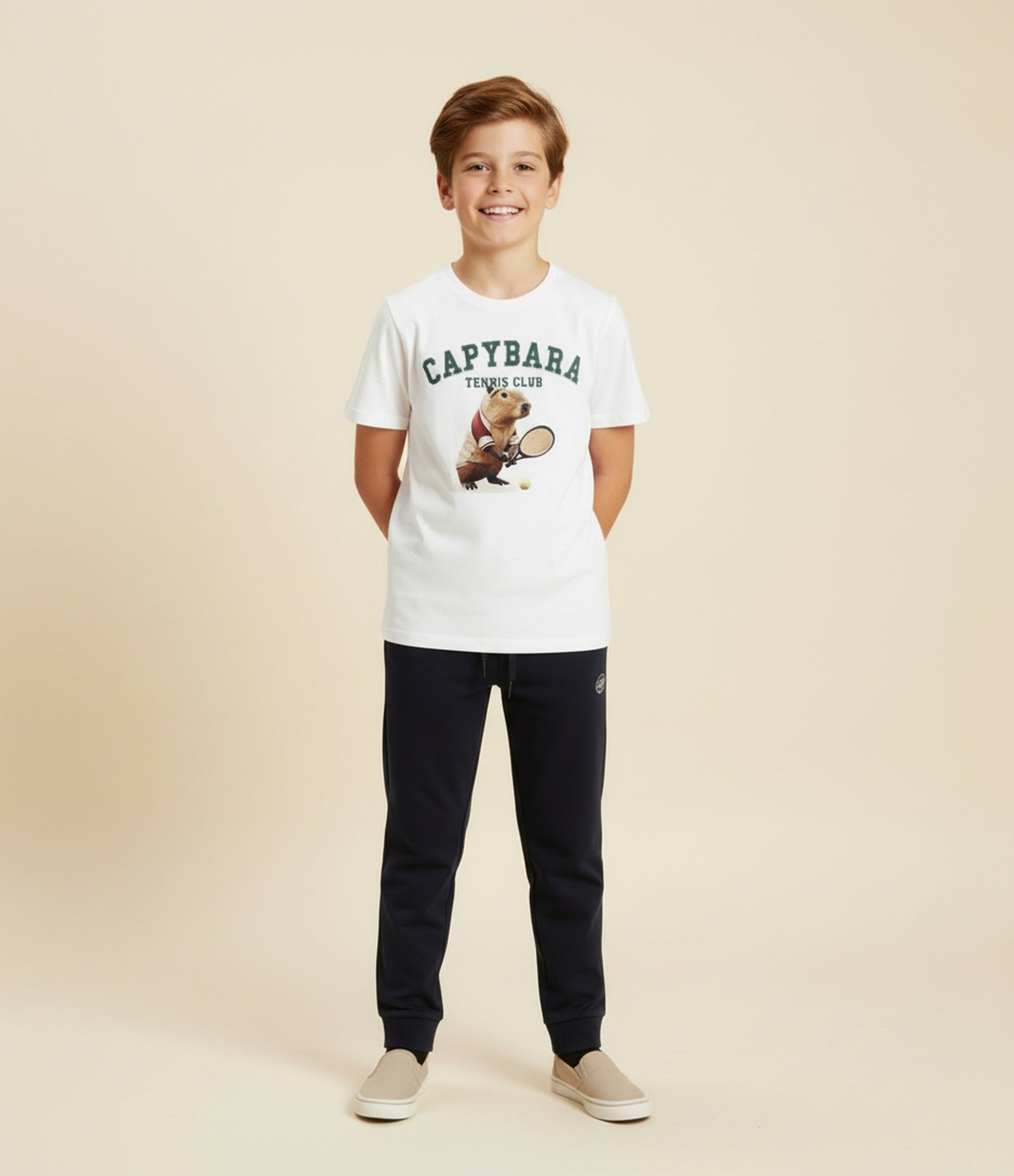 Camiseta Infantil com Estampa de Capivara Tenista - Tam 5 a 14 Anos Branco 1