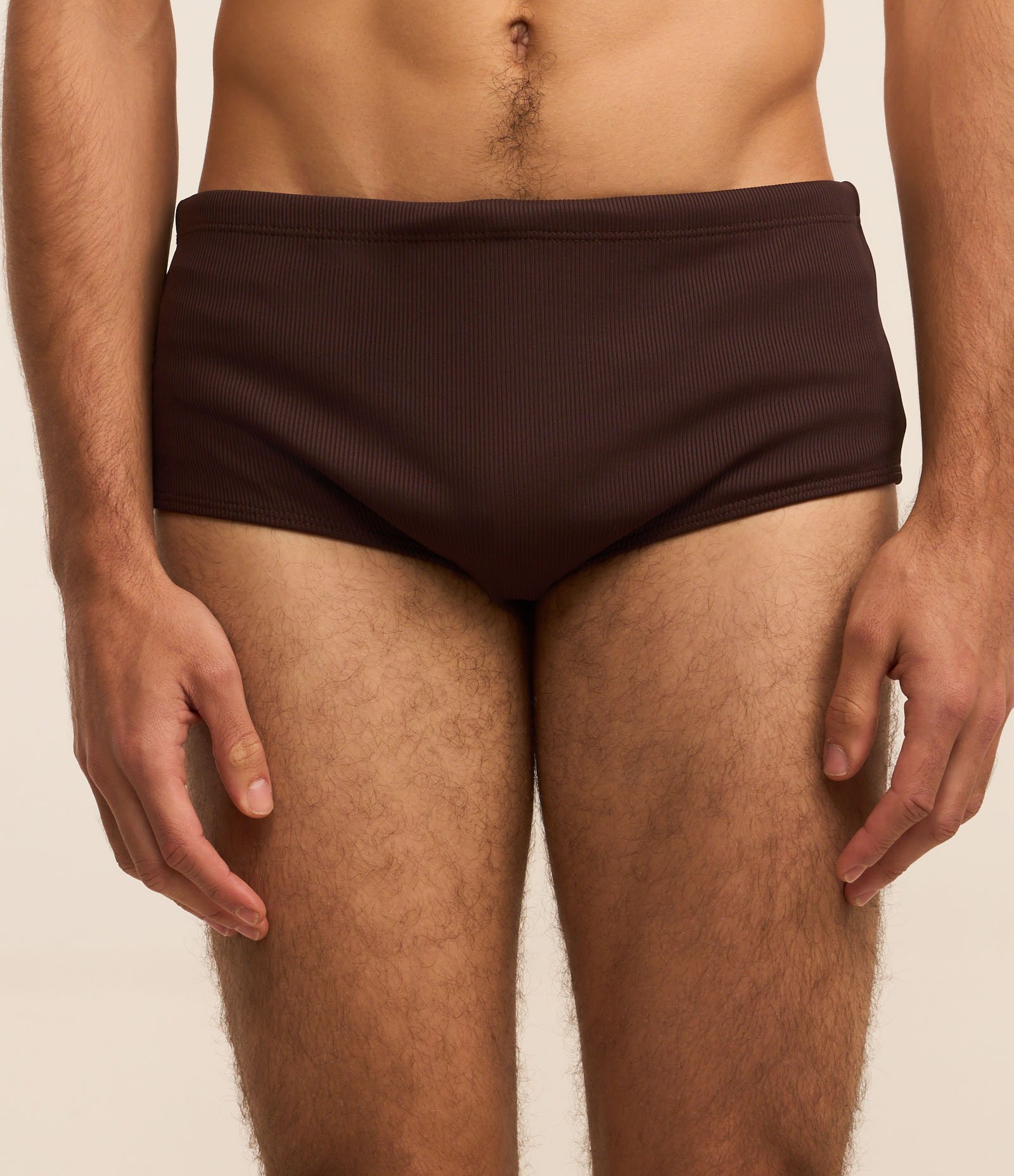 Sunga em Microfibra com Textura e Amarração Interna Marrom 2