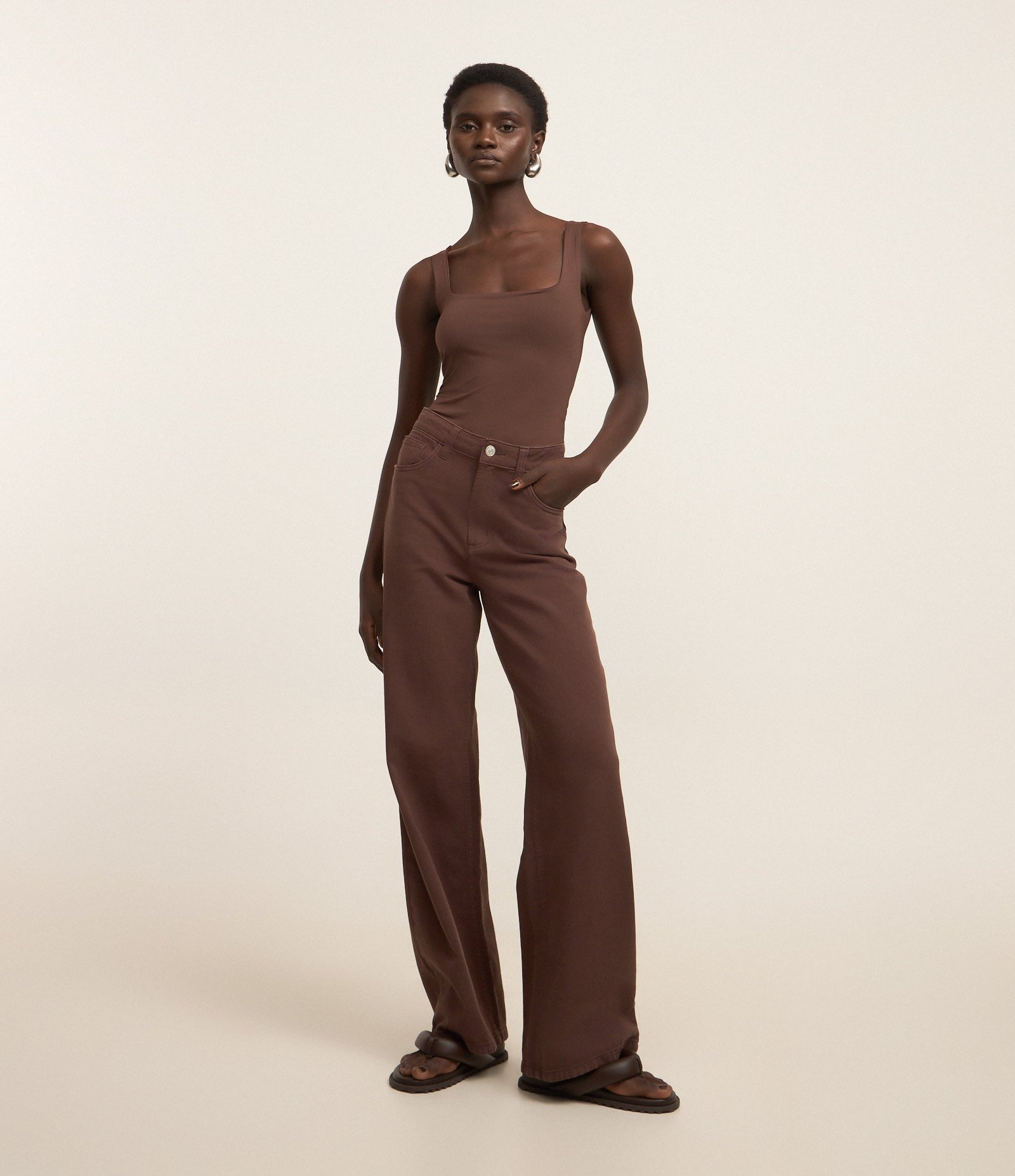 Blusa em Microfibra com Decote quadrado 2