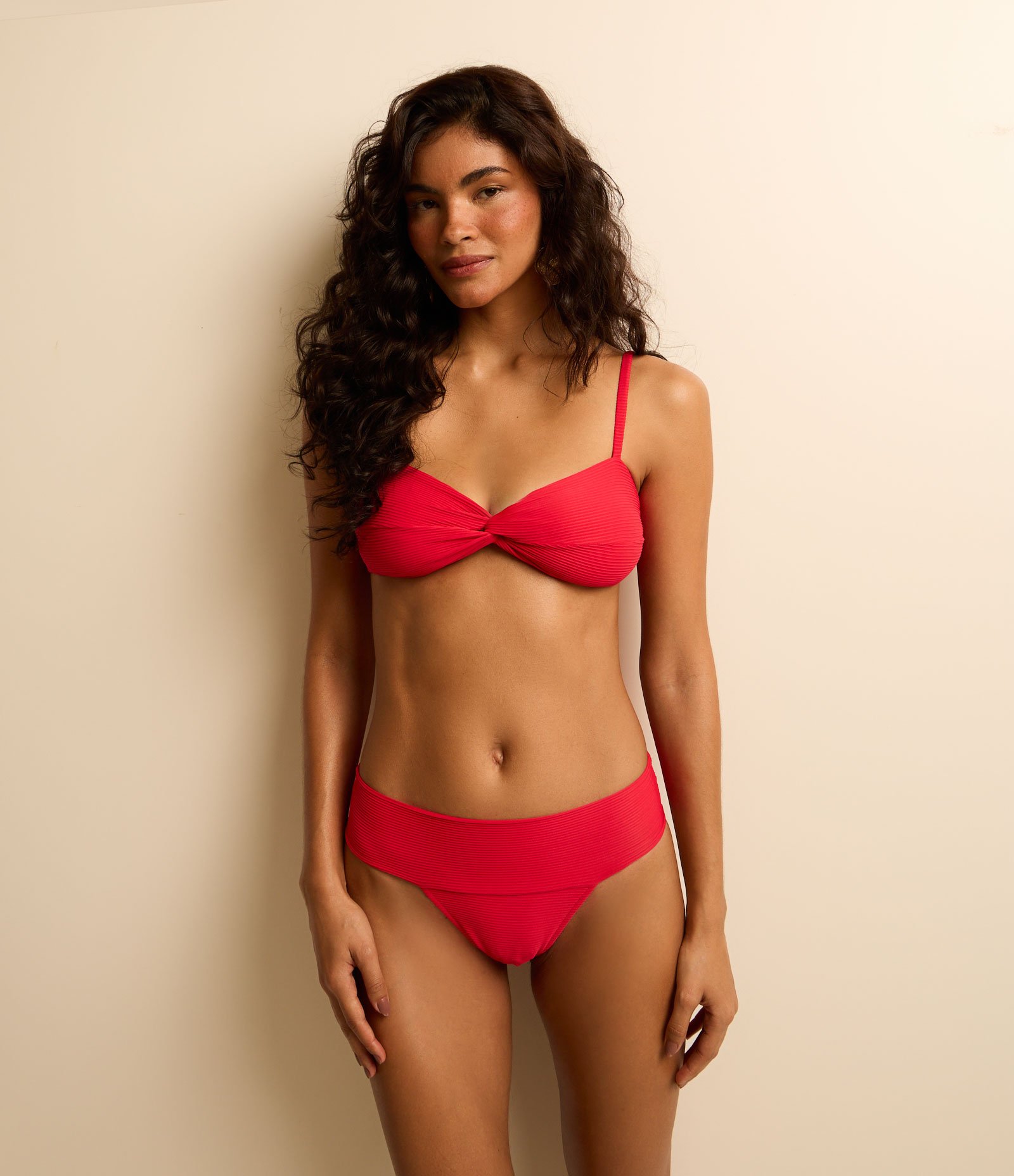 Biquíni Calcinha Pala Larga em Microfibra Canelada Vermelho 5