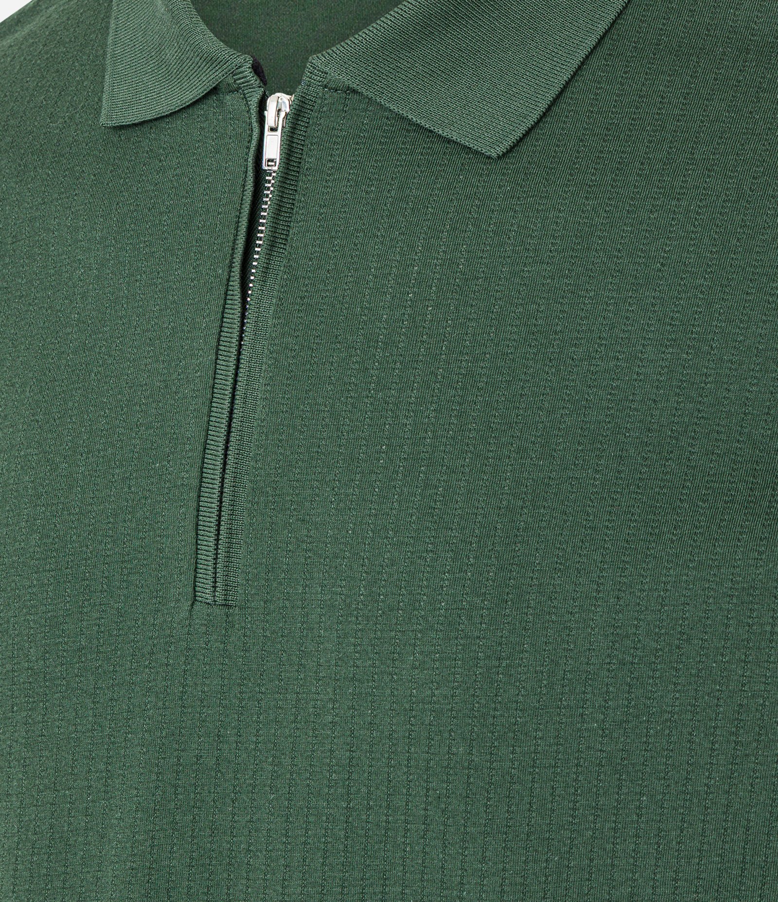 Camisa Polo em Algodão Peruano com Zíper na Gola Verde 8