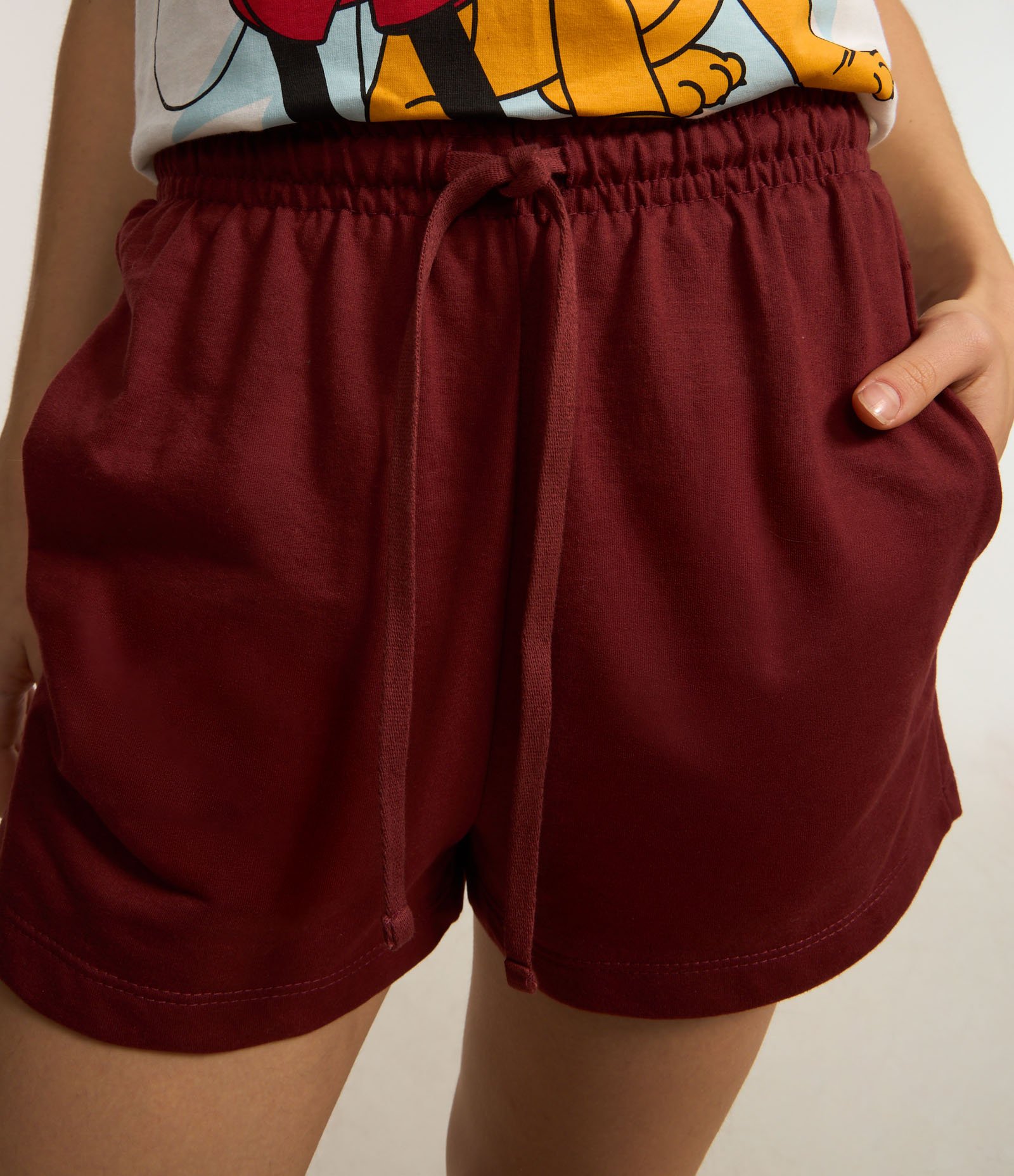 Short em Moletom com Cordão e Cós Elástico Vermelho 4
