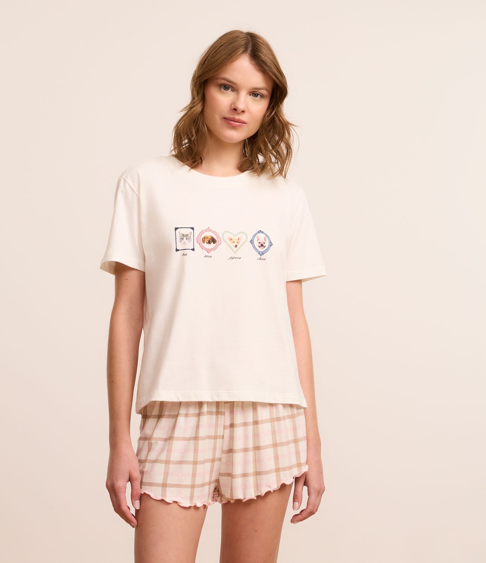 Pijama Short Doll com Estampa Xadrez e de Pets Branco 1