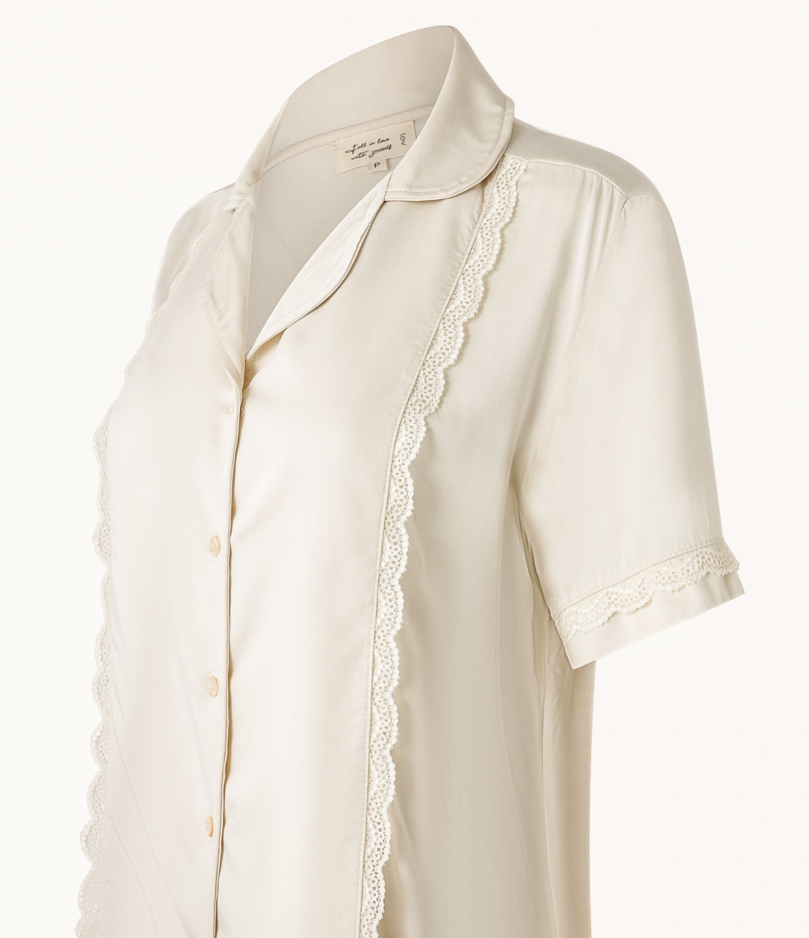 Pijama Short Doll em Viscose com Detalhe de Renda Off White 5