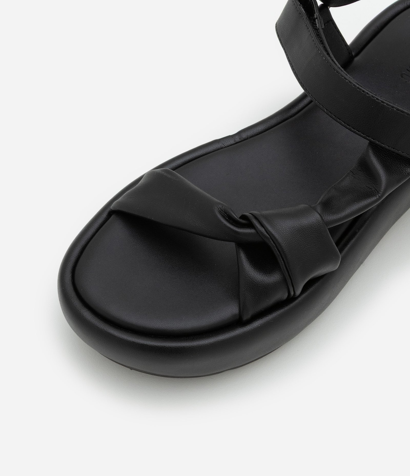 Sandália Flatform com Tiras Torcidas Preto 6