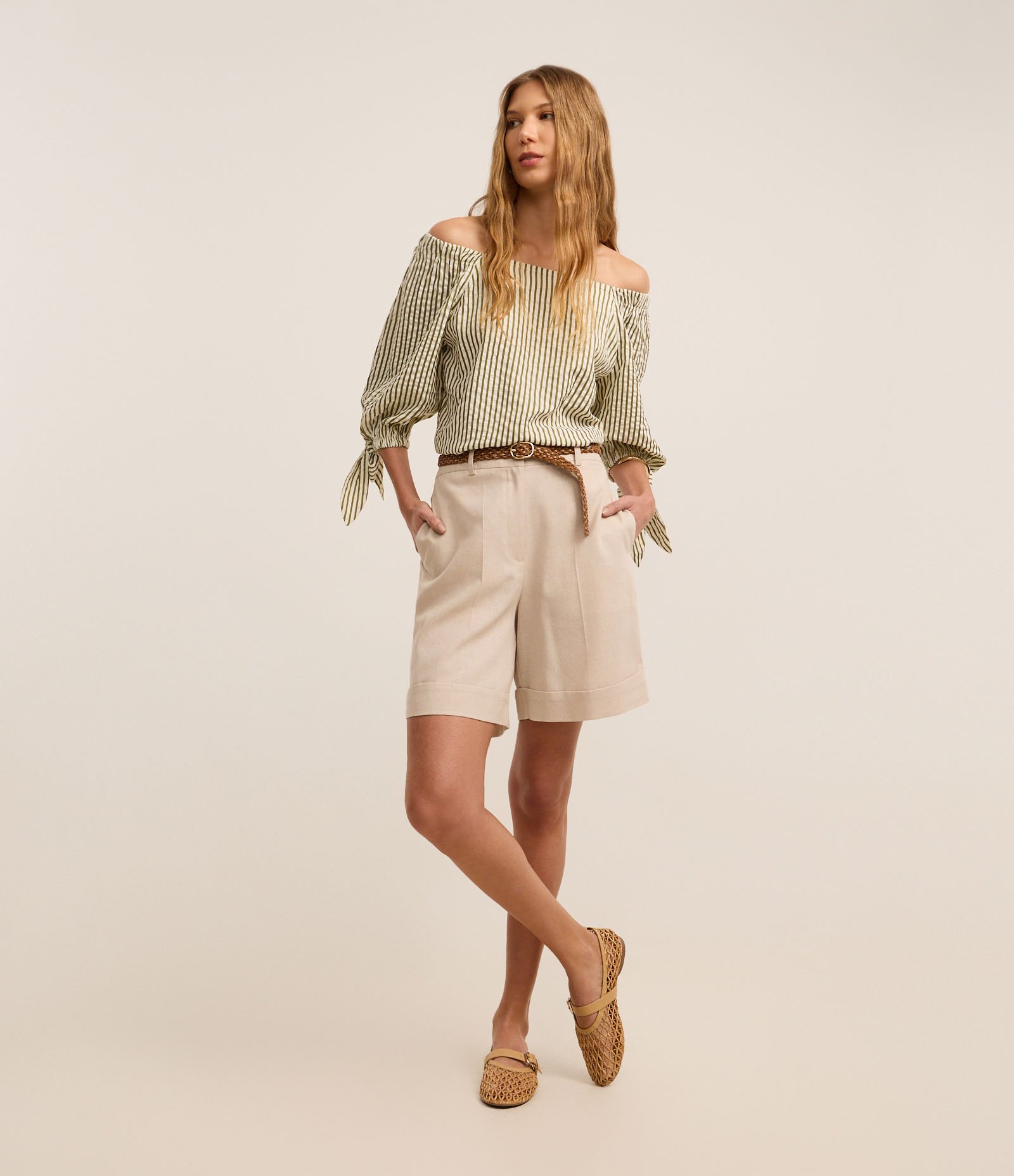 Blusa Listrada em Tricoline com Laço no Punho Verde 2