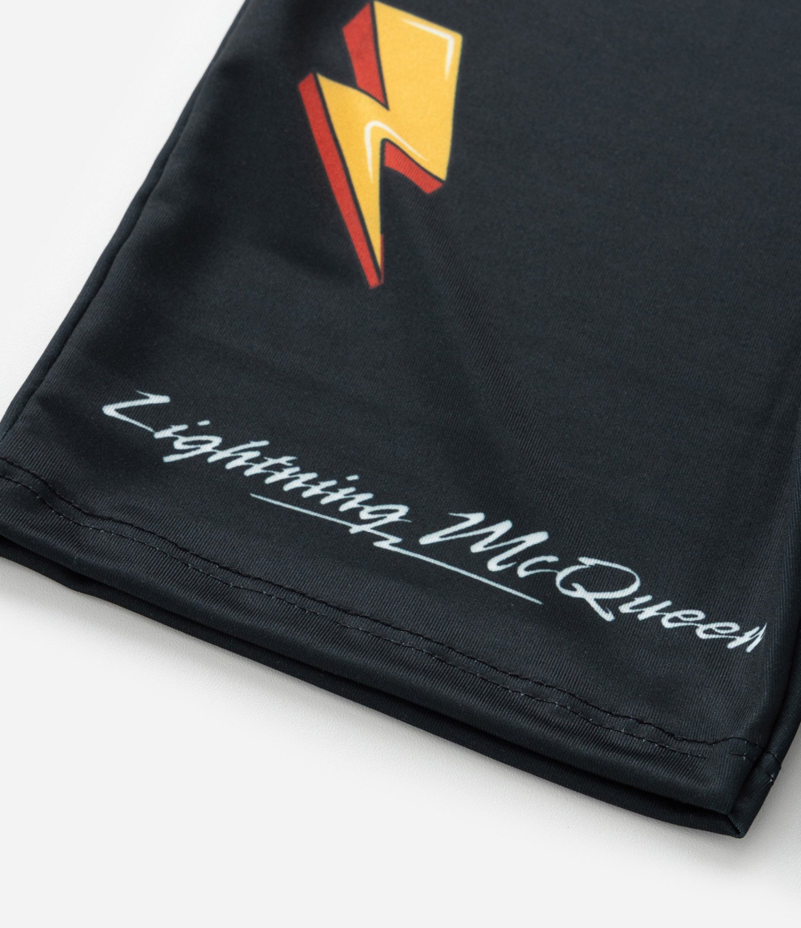 Macacão Infantil com Munhequeiras e Estampa Carros - Tam 3 a 8 Anos Vermelho/Preto 5