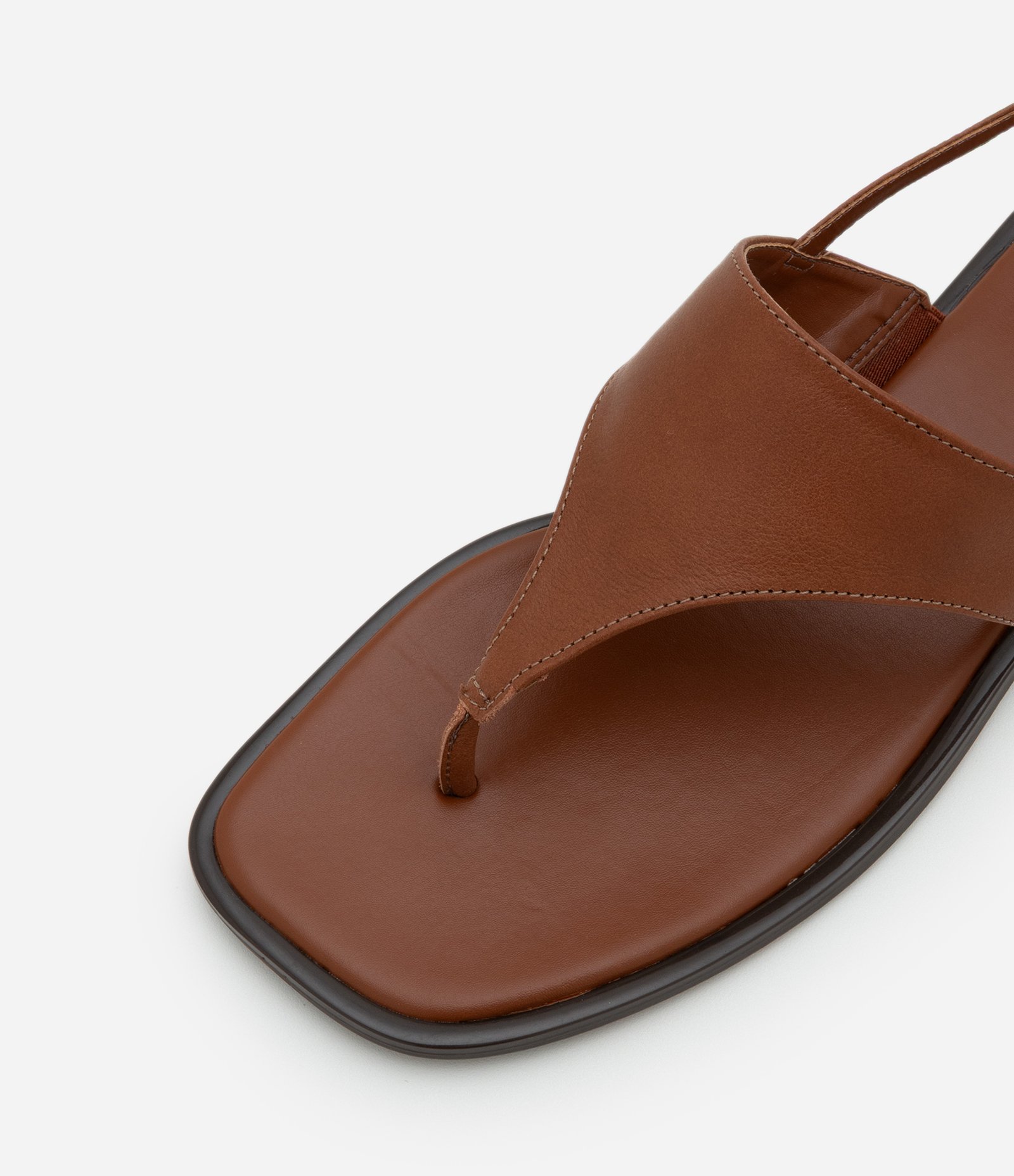 Sandália Rasteira de Couro com Fivela para Fechamento Marrom 5