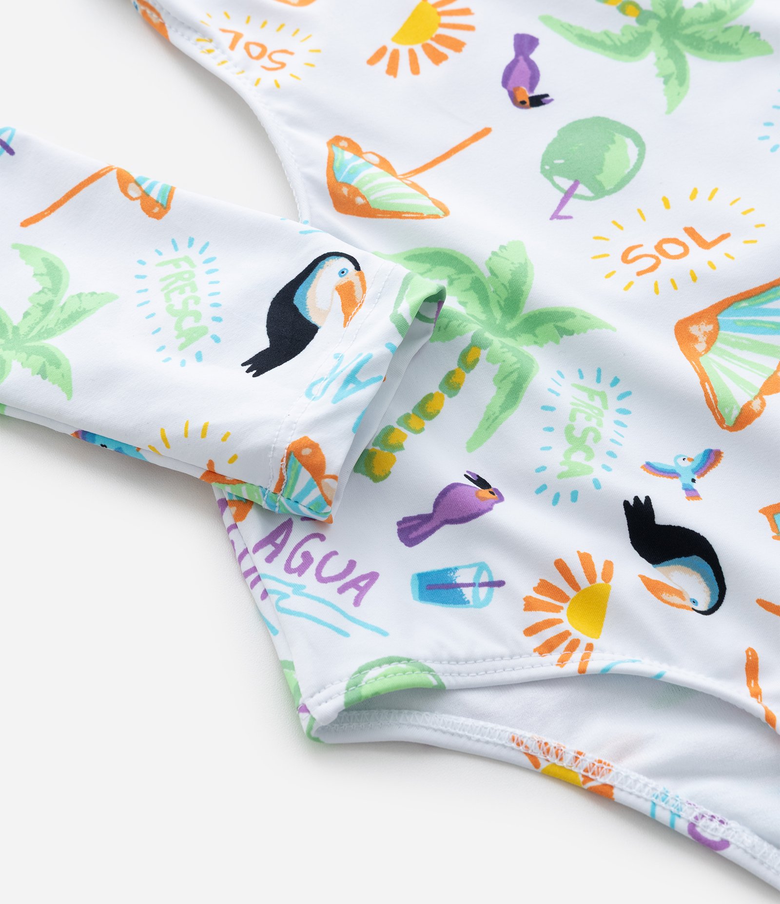 Maiô Infantil com Estampa Tropical e Recorte Vazado - Tam 5 a 14 Anos Multicores 4