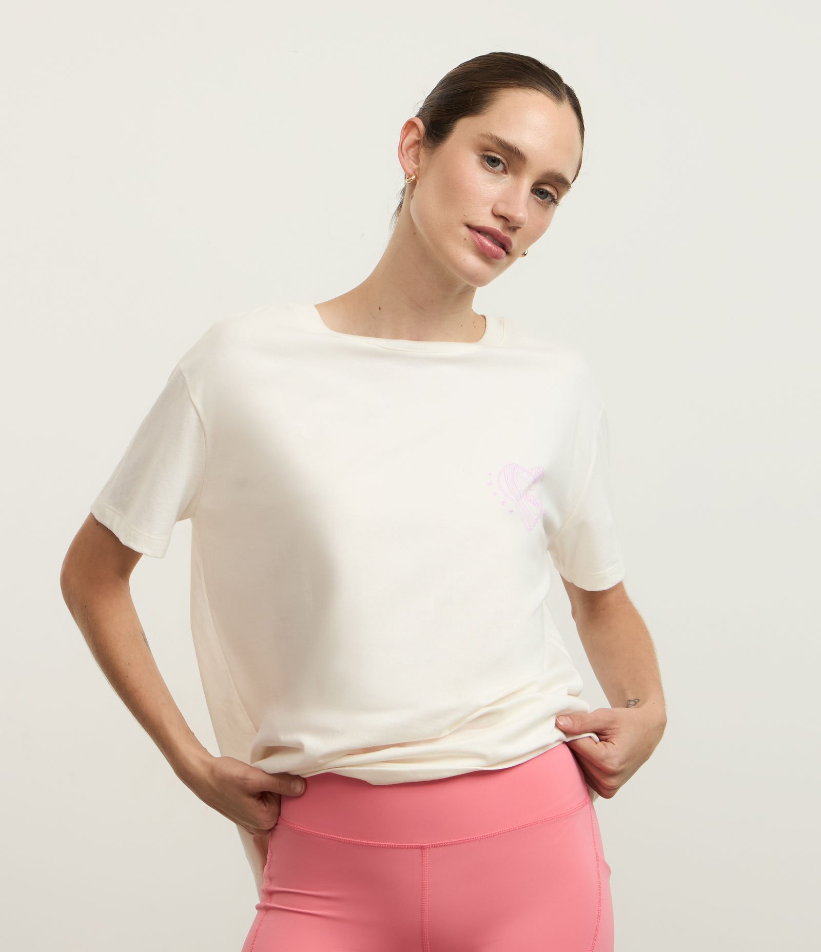 Bermuda Esportiva em Microfibra com Bolso Funcional Rosa 2