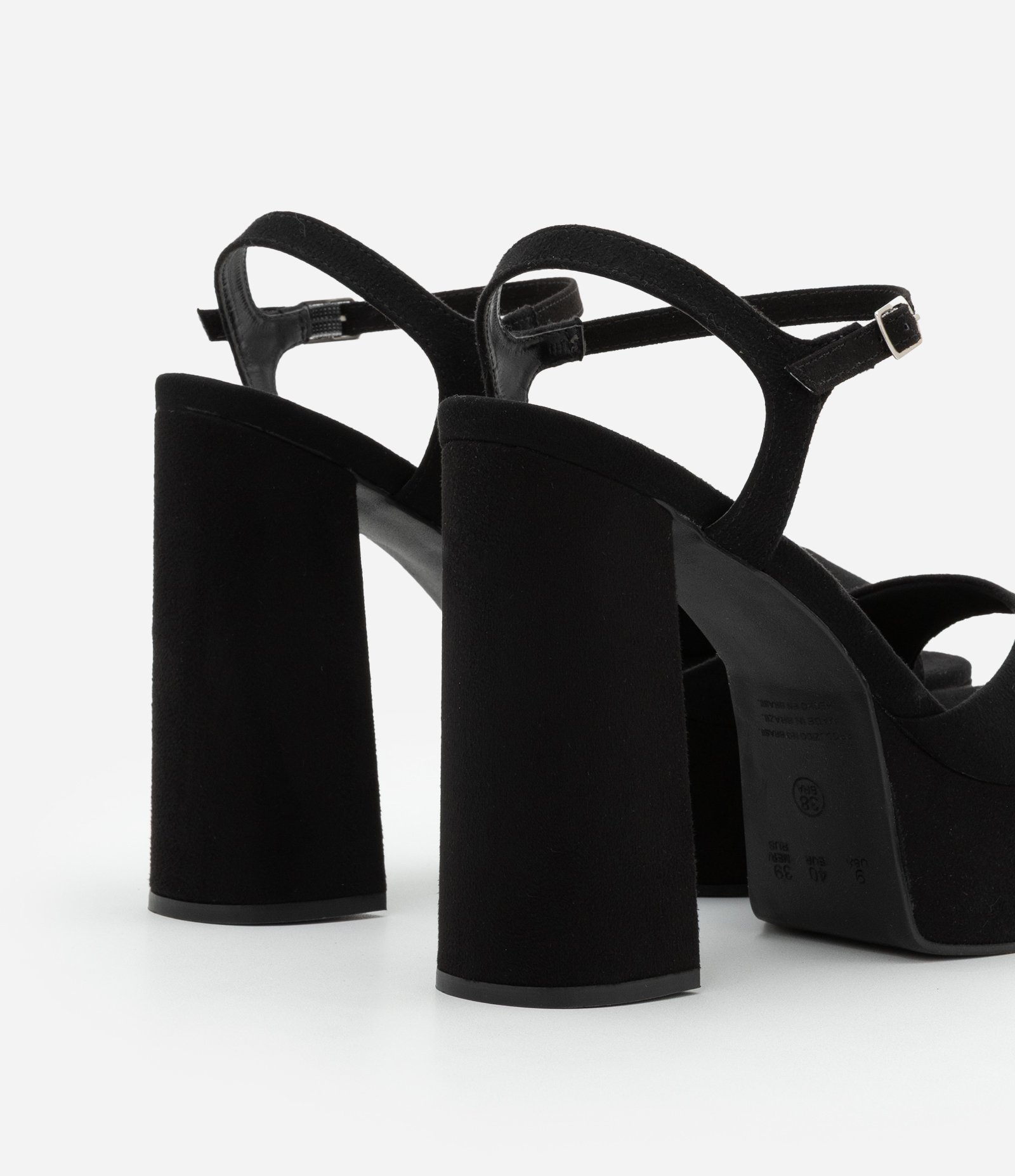 Sandália Meia Pata com Efeito Camurça e Salto Super Alto Preto 3