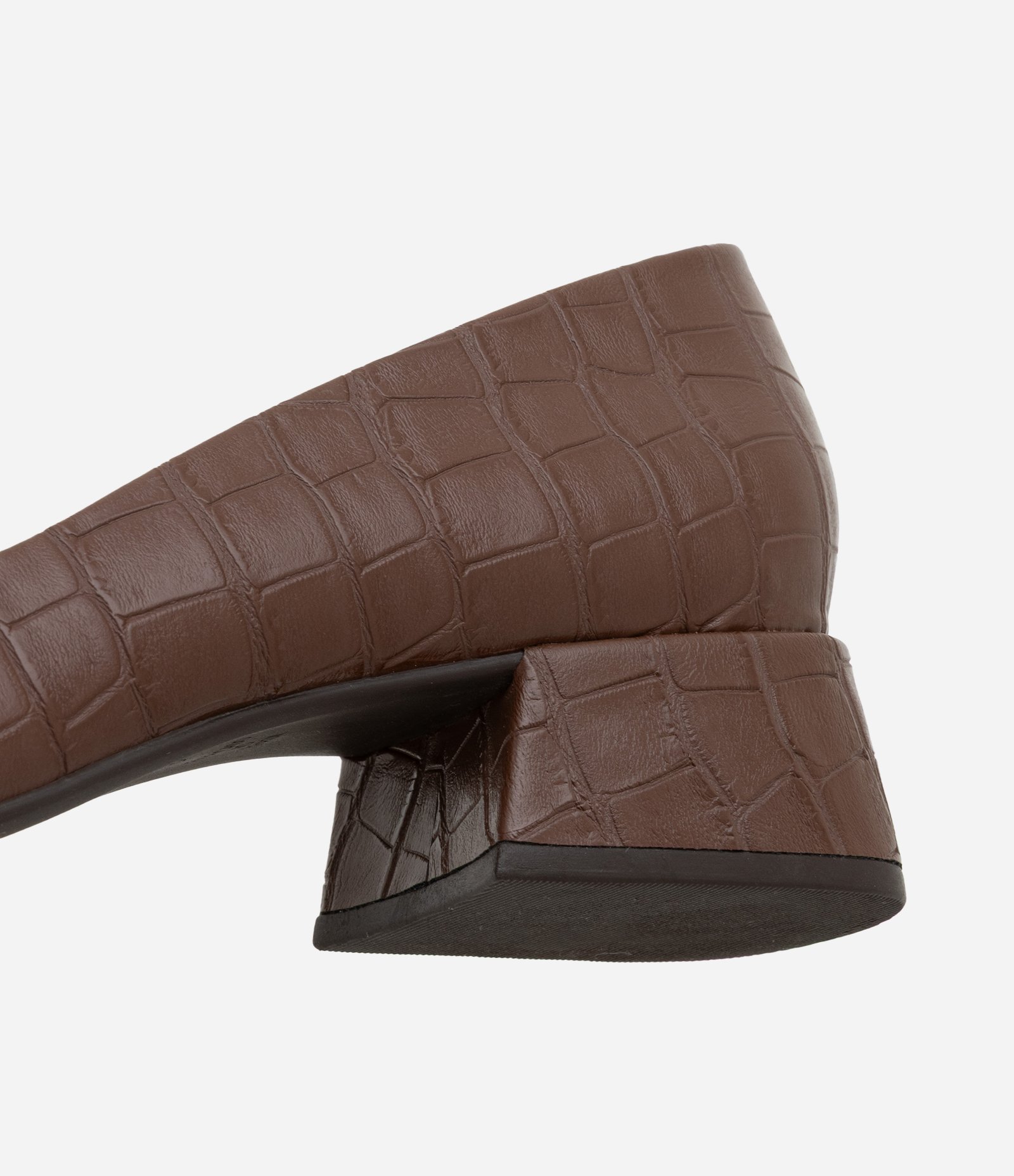 Sapato Scarpin com Textura Croco e Salto Bloco Marrom 6