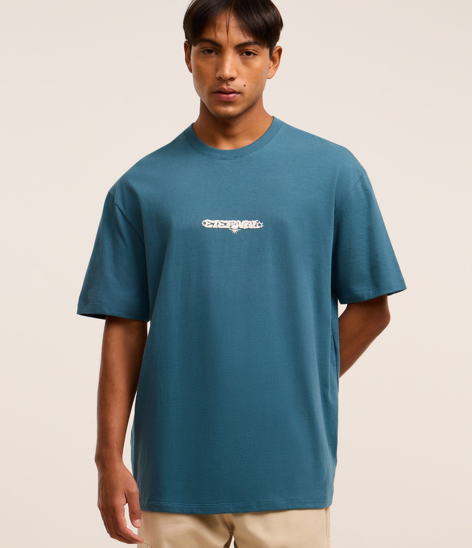 Camiseta Relaxed em Algodão com Estampa Localizada em Relevo Eternal Azul 1