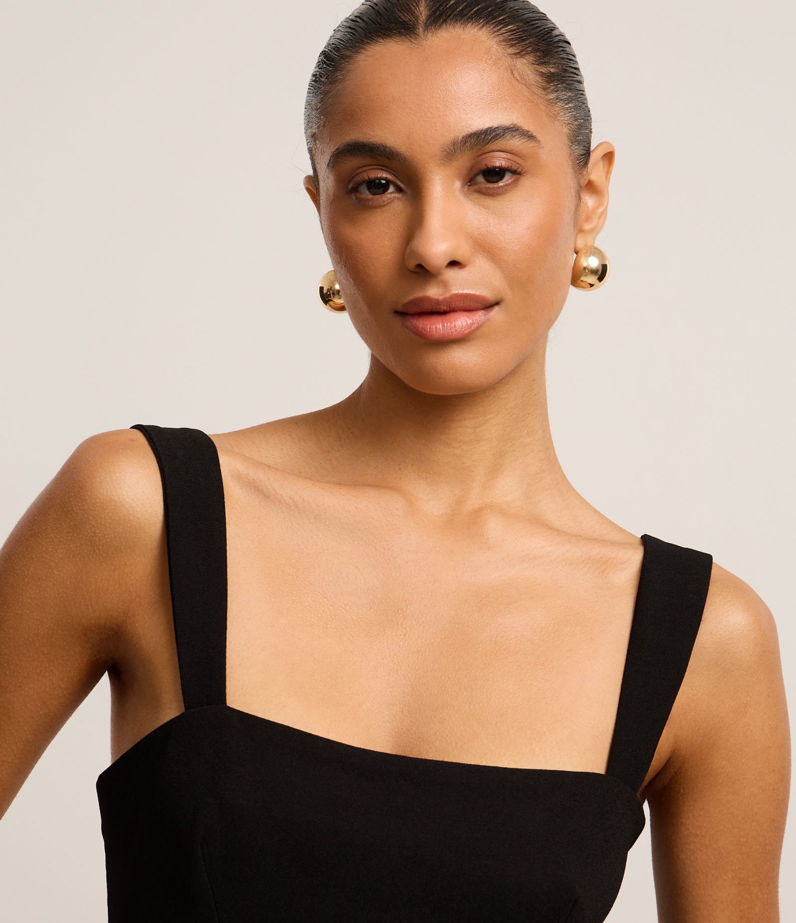 Vestido Tubinho Midi com Efeito Acetinado Preto 3