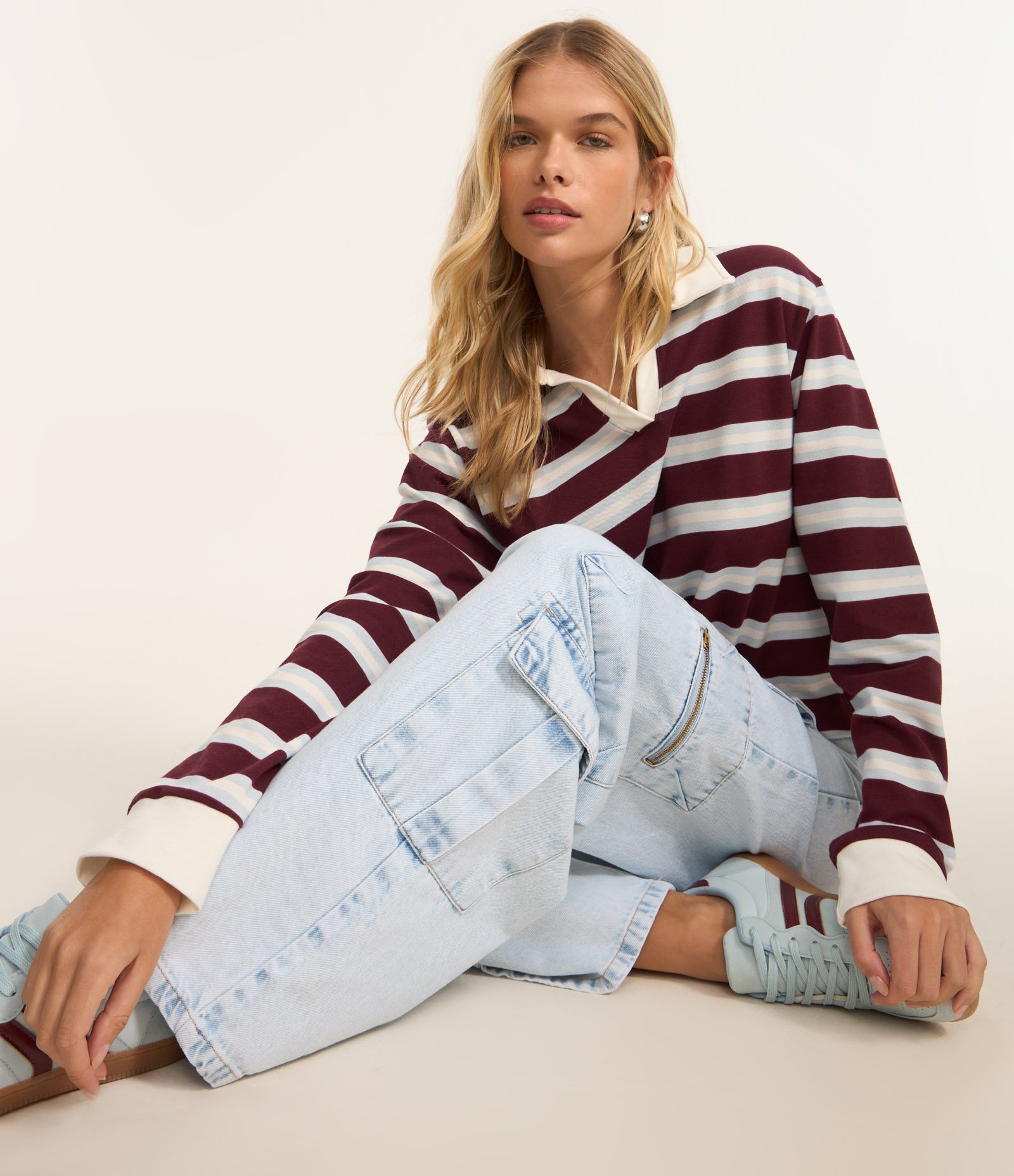 Calça Wide Leg em Jeans com Bolsos Cargo Azul 5