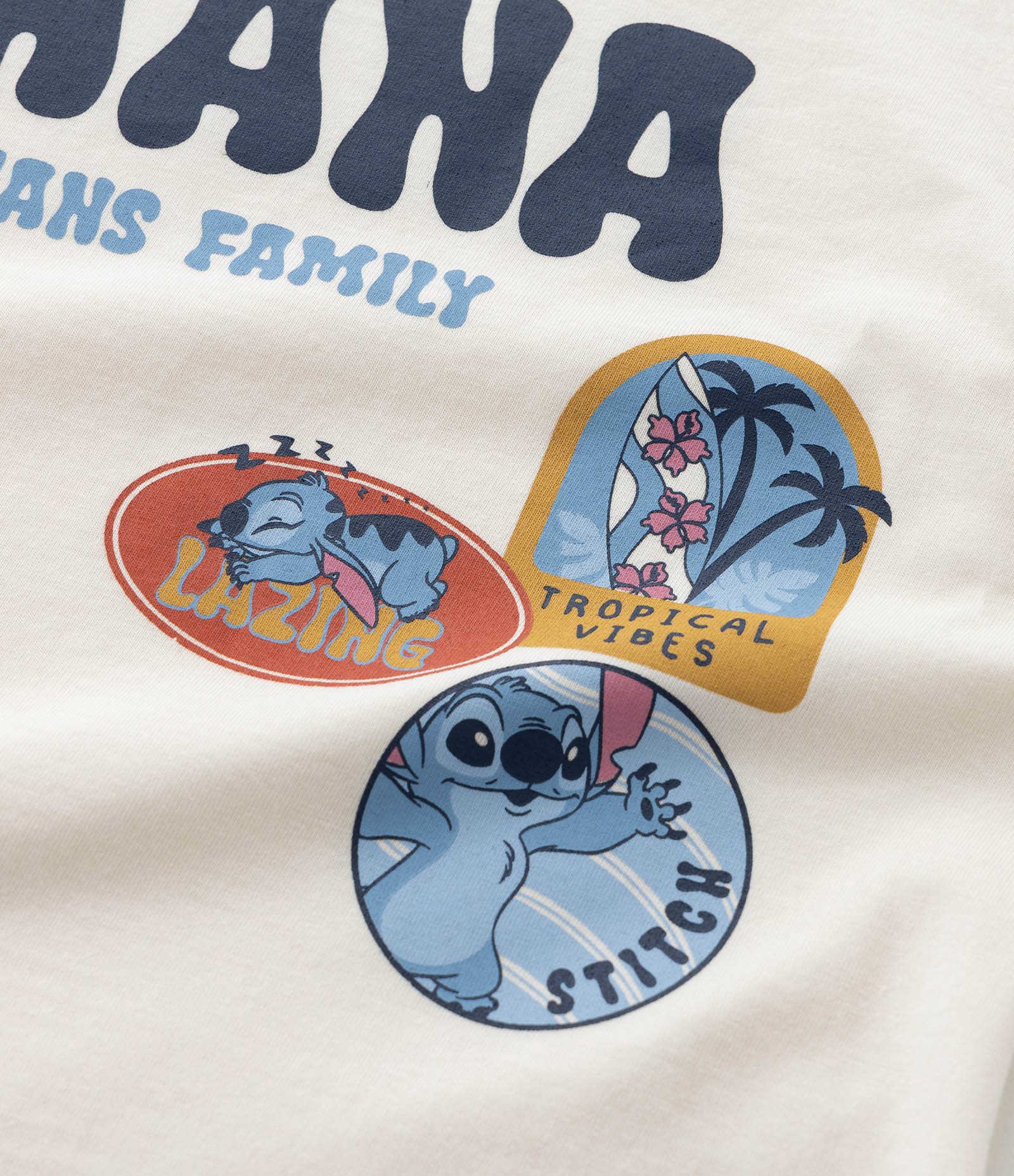 Pijama Infantil com Estampa do Stitch Ohana - Tam 2 a 14 Anos Bege/Laranja 9