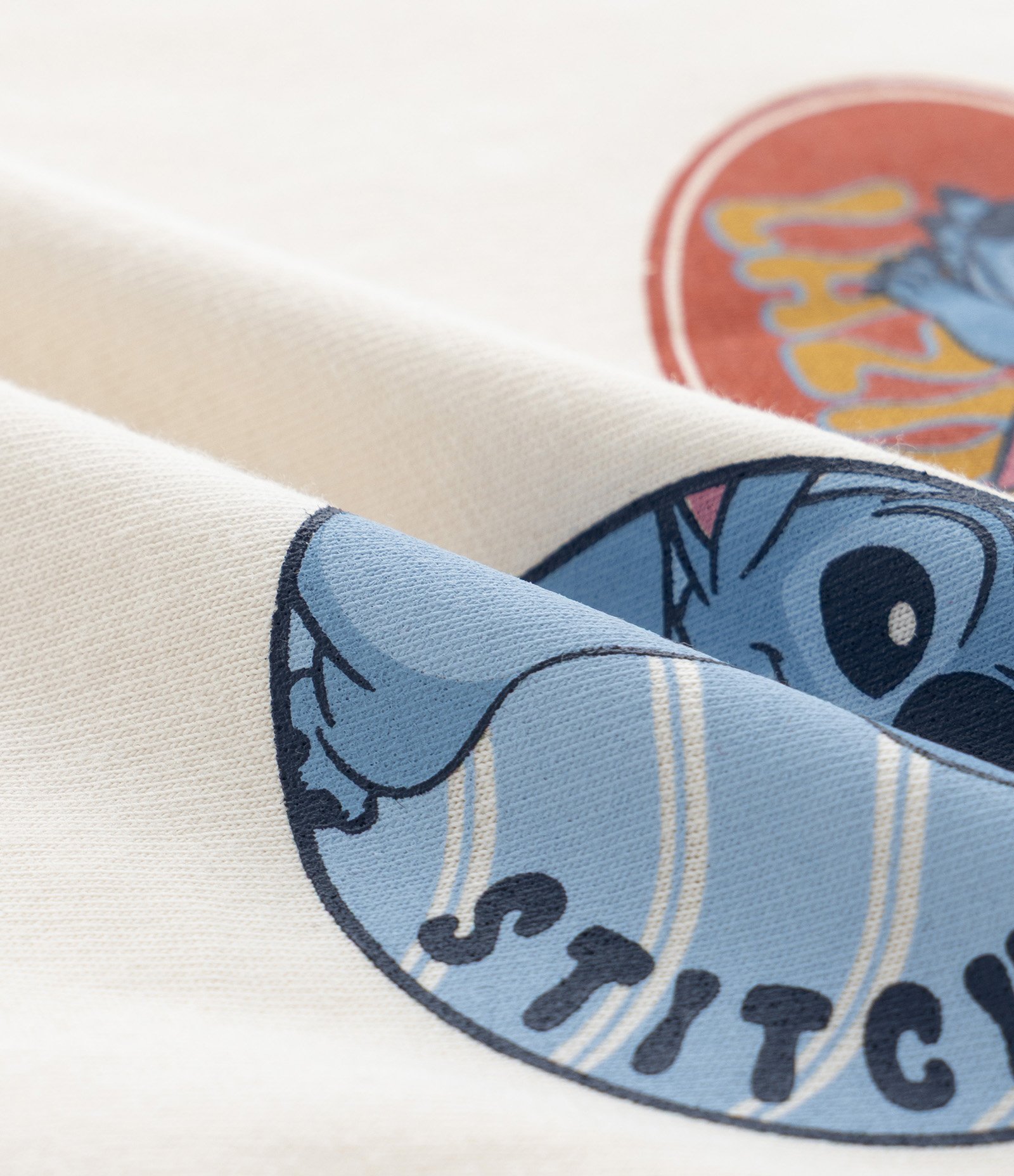 Pijama Infantil com Estampa do Stitch Ohana - Tam 2 a 14 Anos Bege/Laranja 10