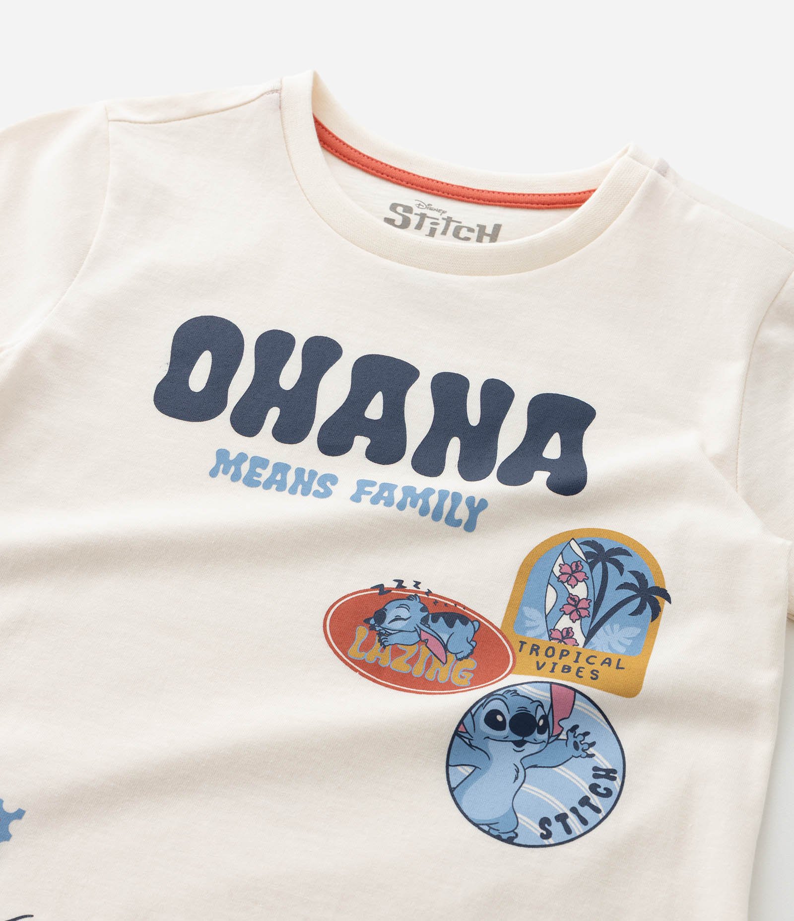 Pijama Infantil com Estampa do Stitch Ohana - Tam 2 a 14 Anos Bege/Laranja 12