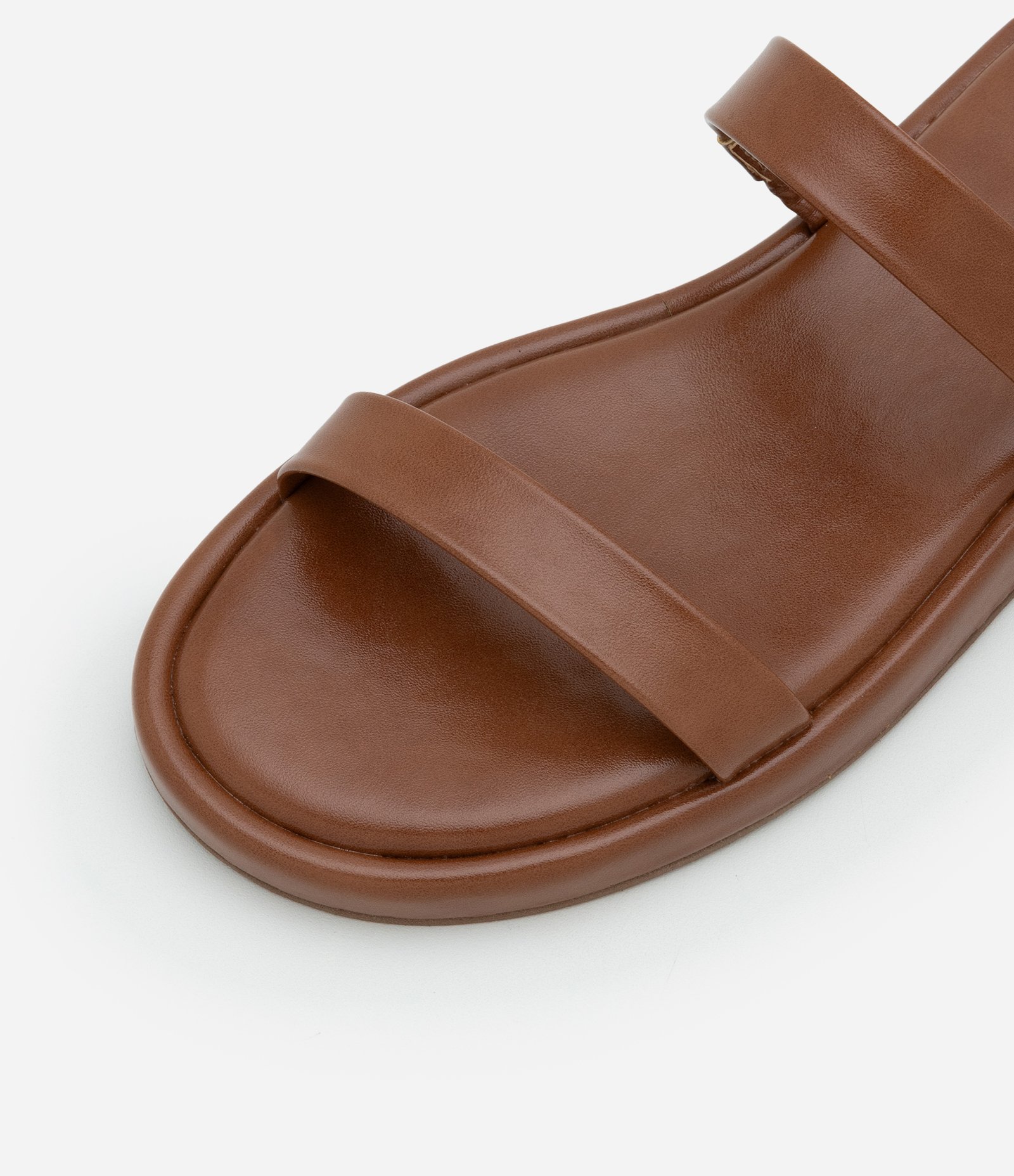 Sandália Rasteira com Tiras Médias Marrom 5