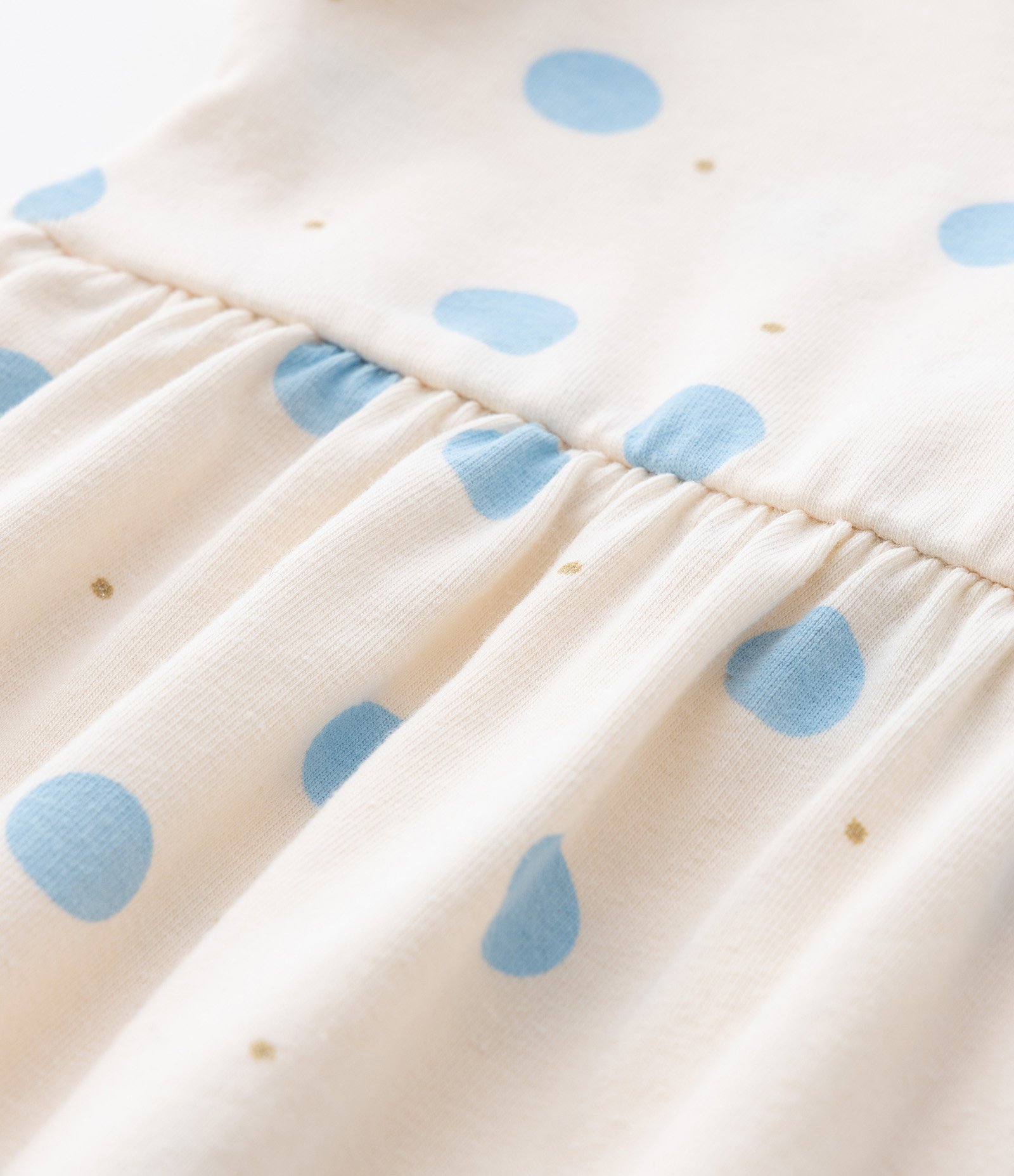 Macaquinho Infantil com Babadinho e Estampa Poá - Tam 0 a 18 meses Bege 4