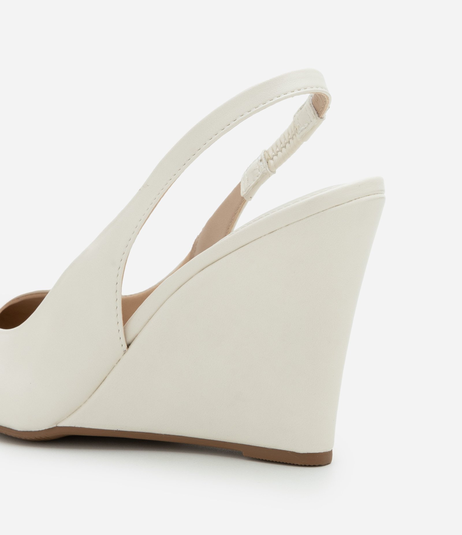 Sapato Scarpin Anabela com Tira Elástica Off White 7