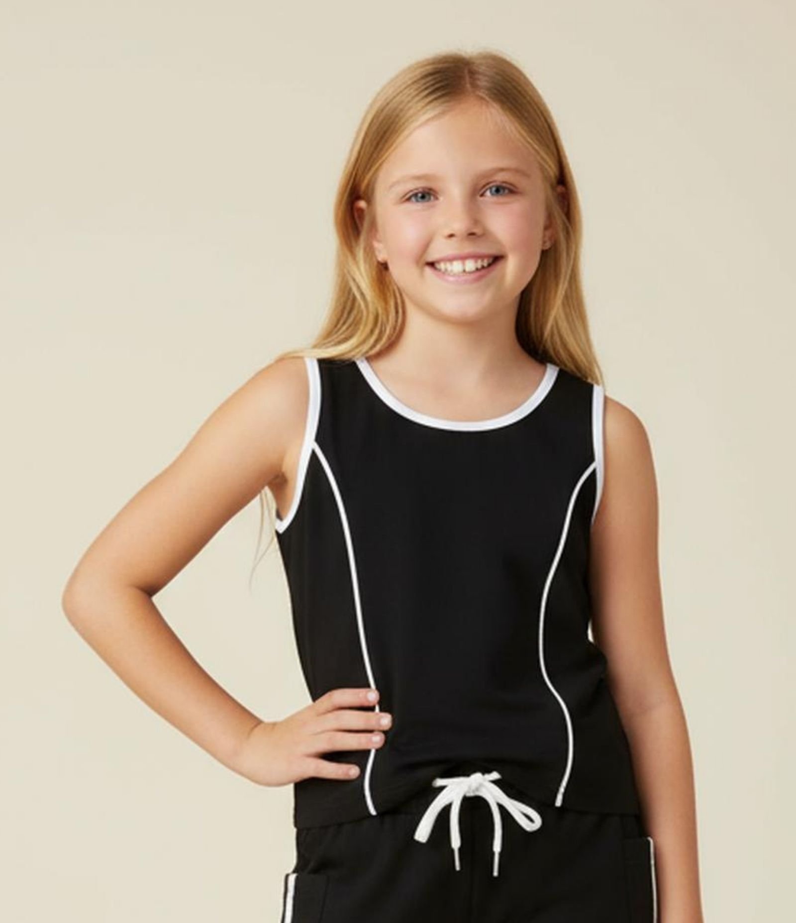 Regata Infantil com Detalhes Contrastantes - Tam 5 a 14 Anos Preto 1