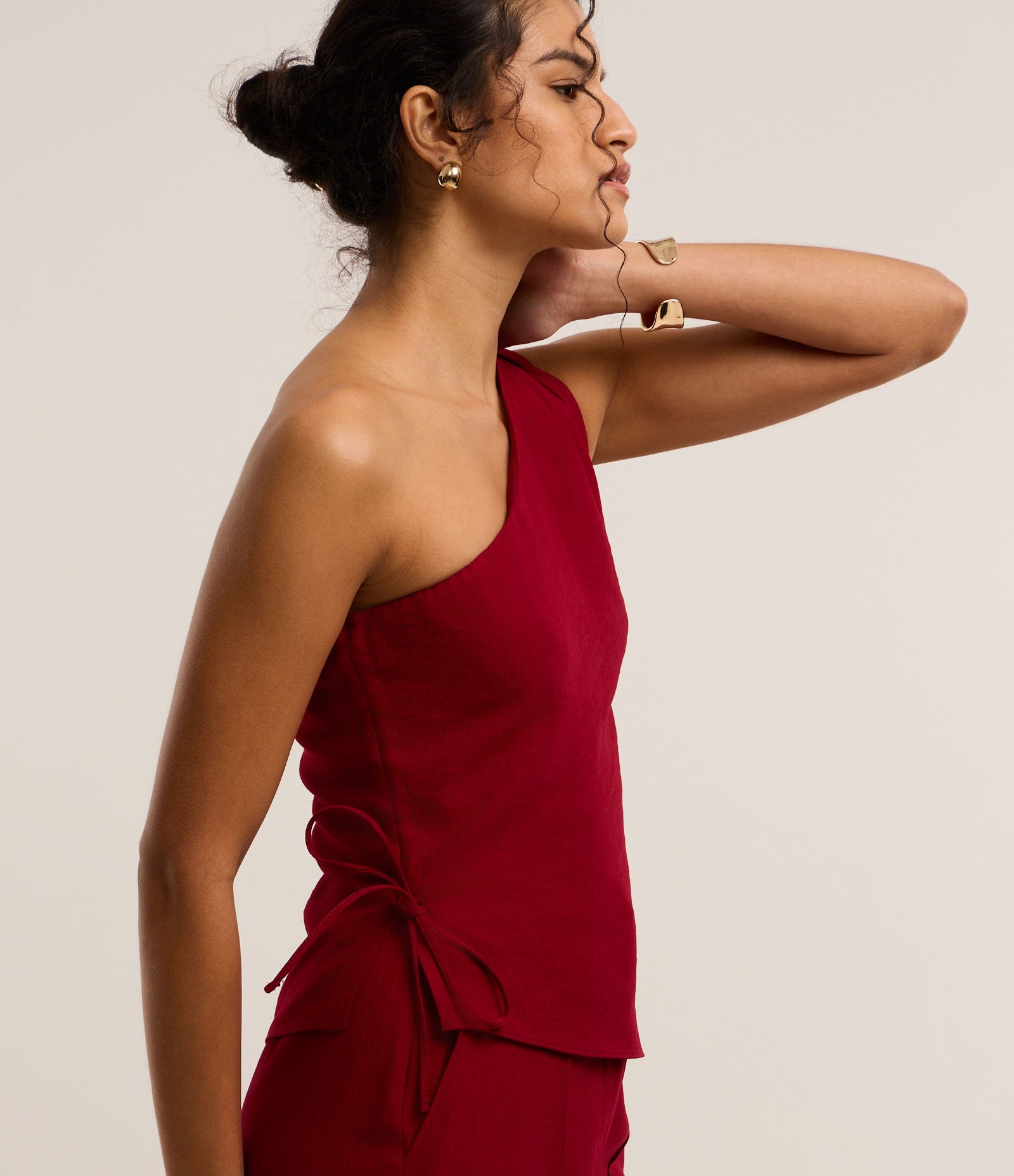 Blusa Alfaiatada Ombro Só em Viscose com Regulador Lateral 3