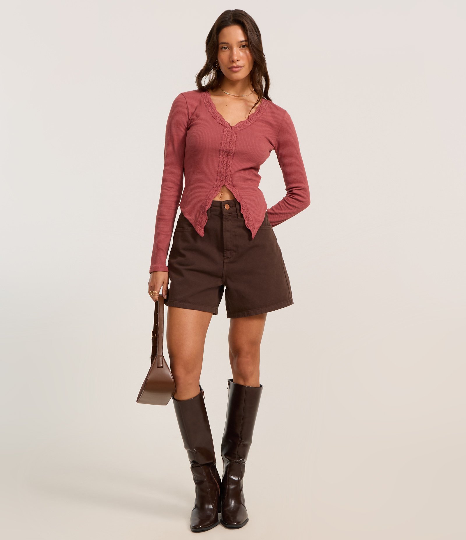 Blusa em Ribana com Detalhe em Renda Assimétrica Rosa 2