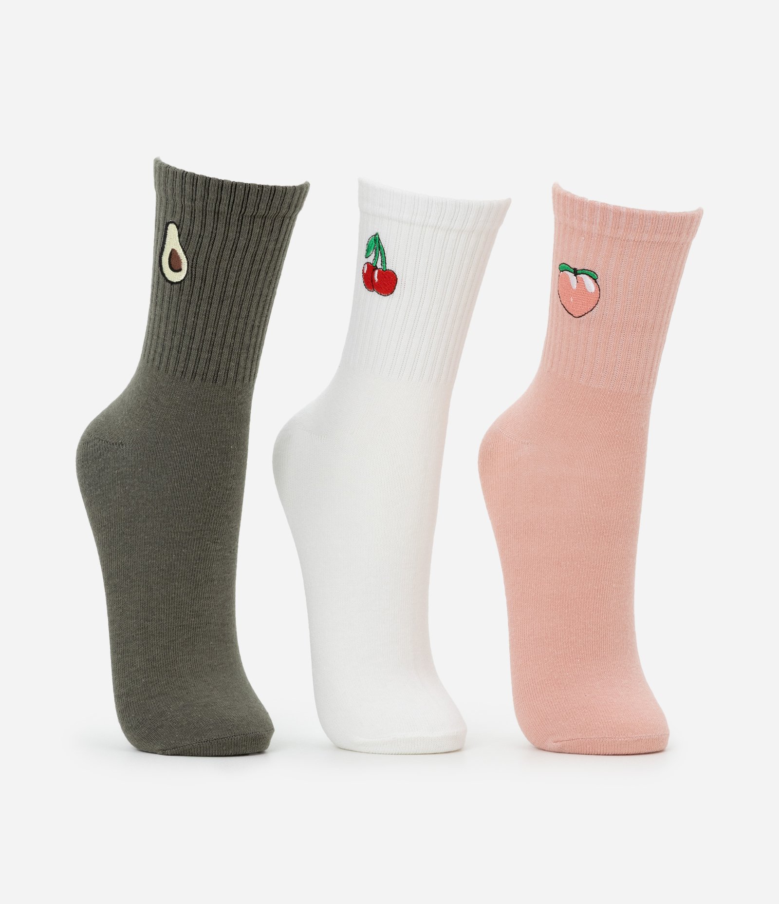 Kit 03 Meias Cano Médio em Algodão com Bordado de Frutinhas Branco/Rosa/Verde 1