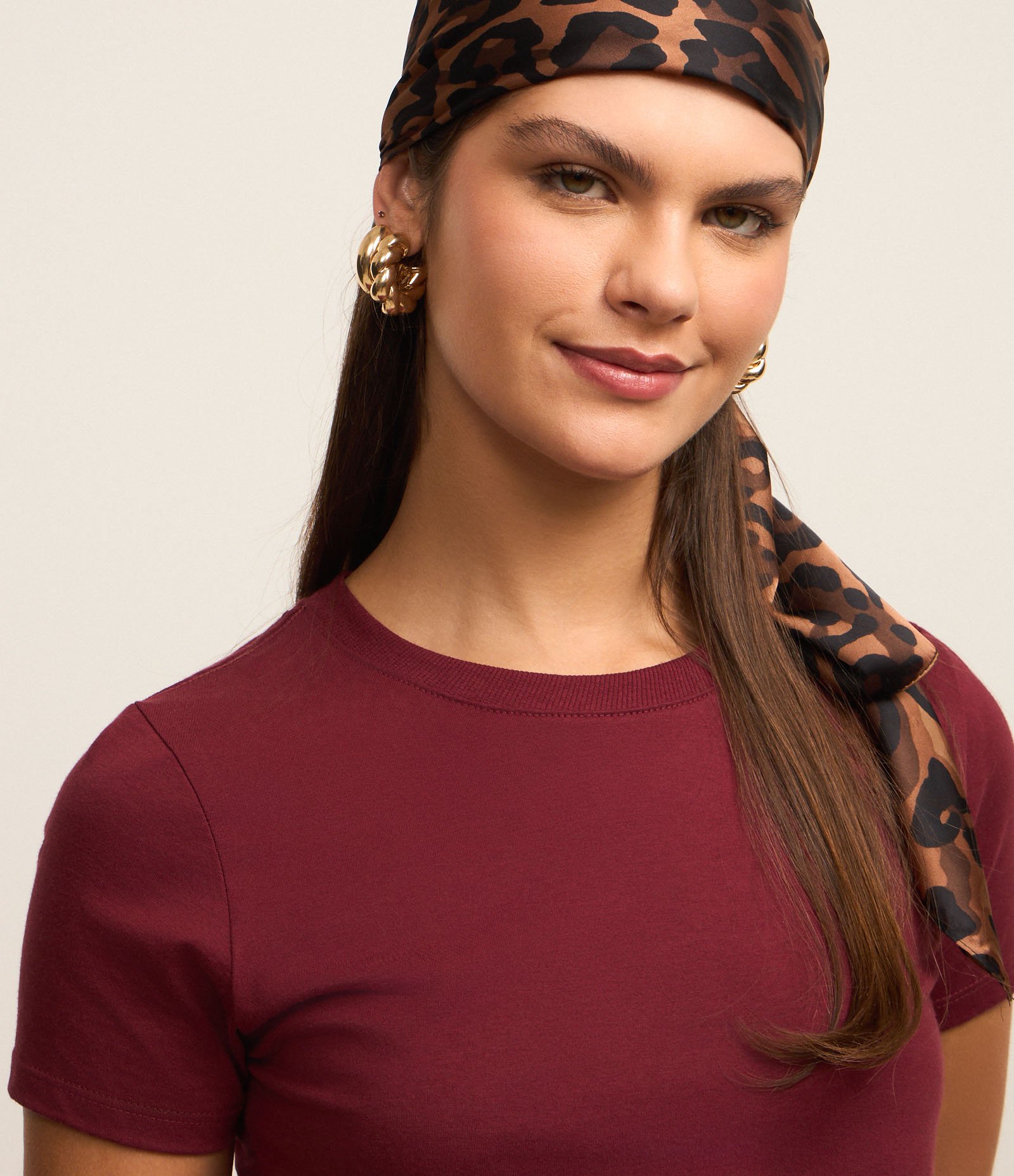 Camiseta Regular Básica em Algodão Bordô 3