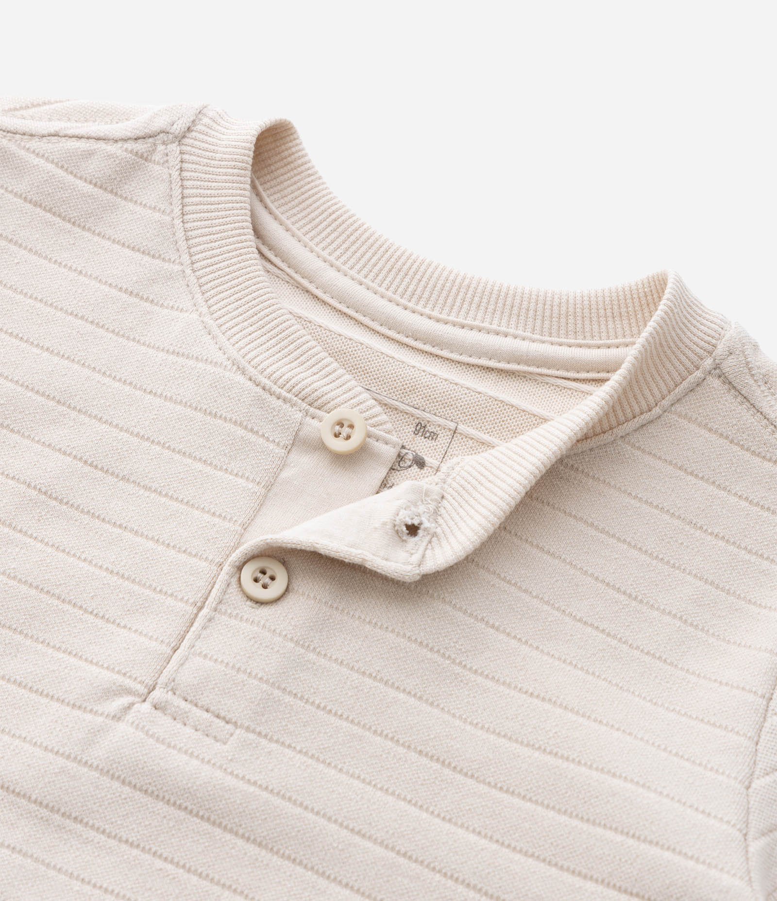 Camiseta Infantil com Gola Henley Texturizada - Tam 1 a 6 Anos Bege 5