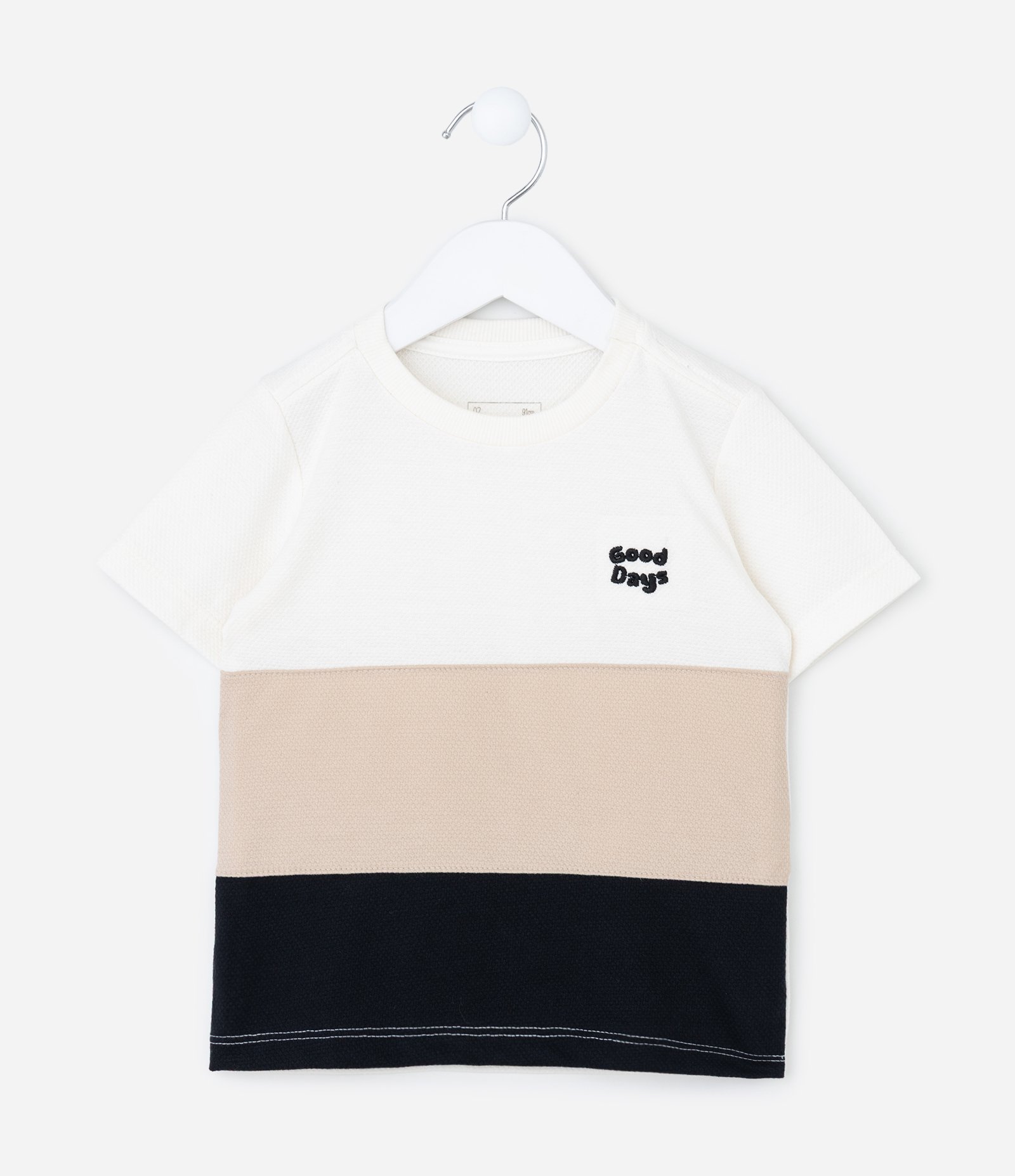 Camiseta Texturizada Infantil com Blocos de Cores e Bordado - Tam 1 a 6 anos Preto 1