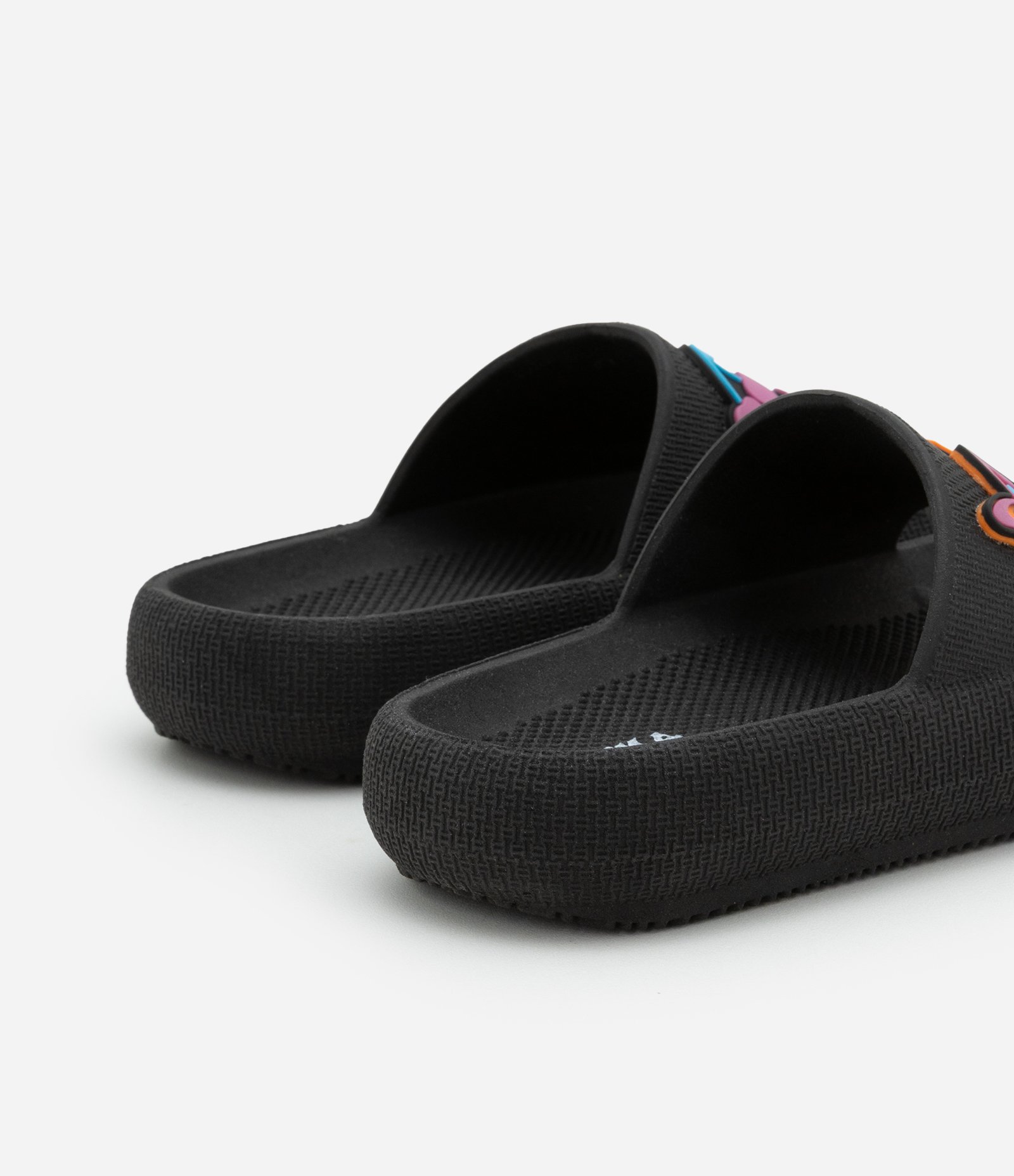 Chinelo Slide Infantil com Patch Diversos - Tam 27 a 34 Preto 2