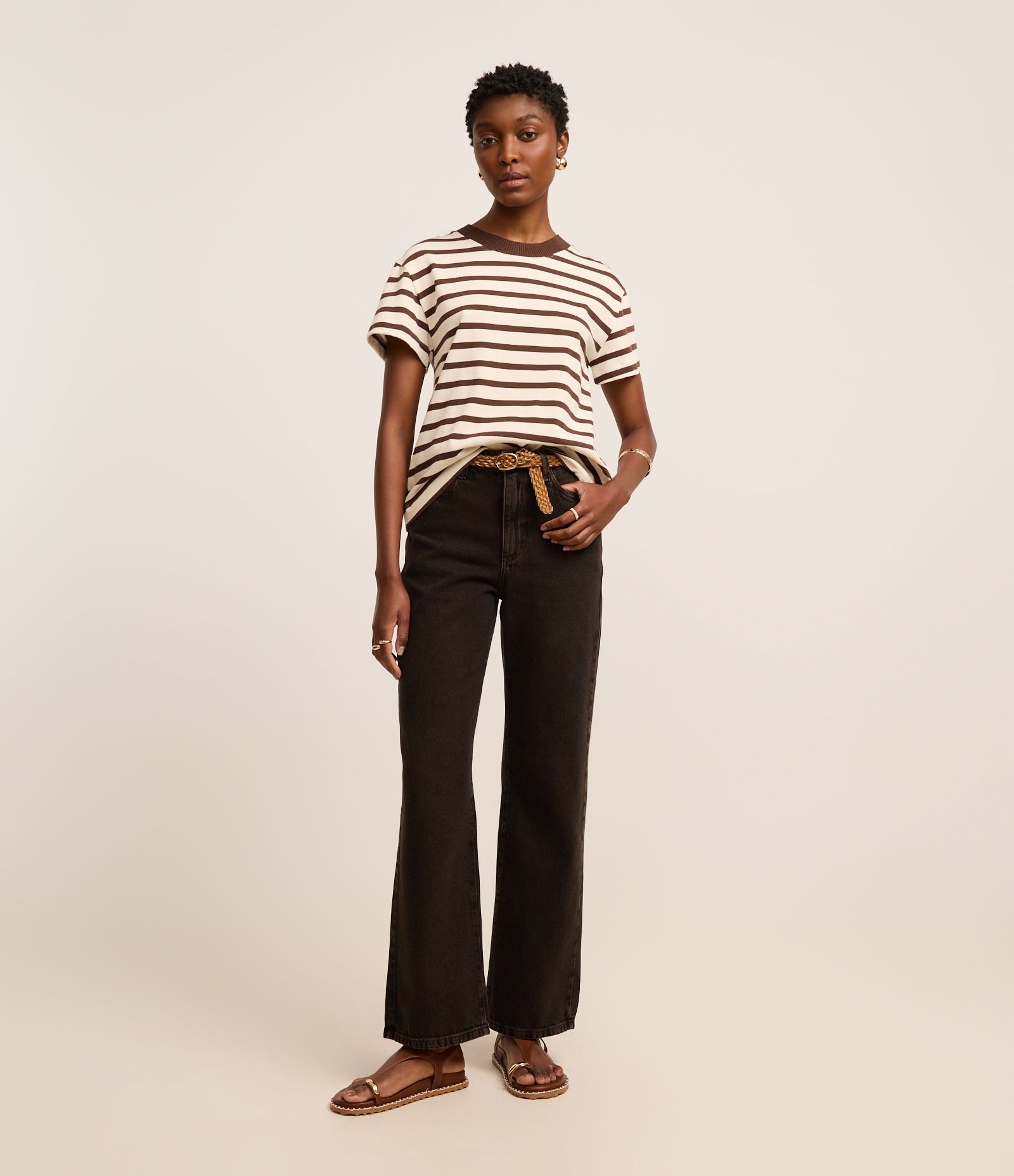 Blusa Slim Listrada em Algodão com Gola Contrastante Marrom/Off White 2