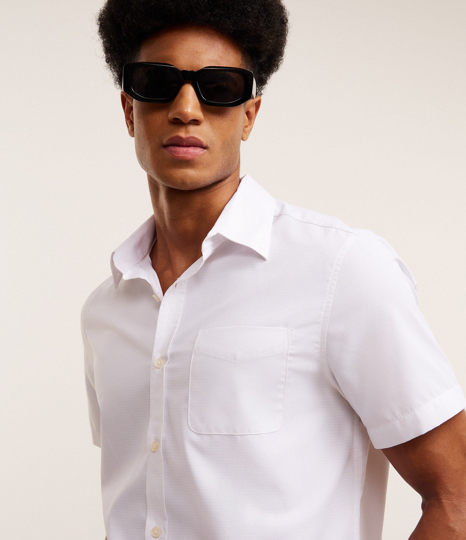 Camisa Regular em Tricoline com Fibra de Bambu Abotoamento e Bolso Branco 5