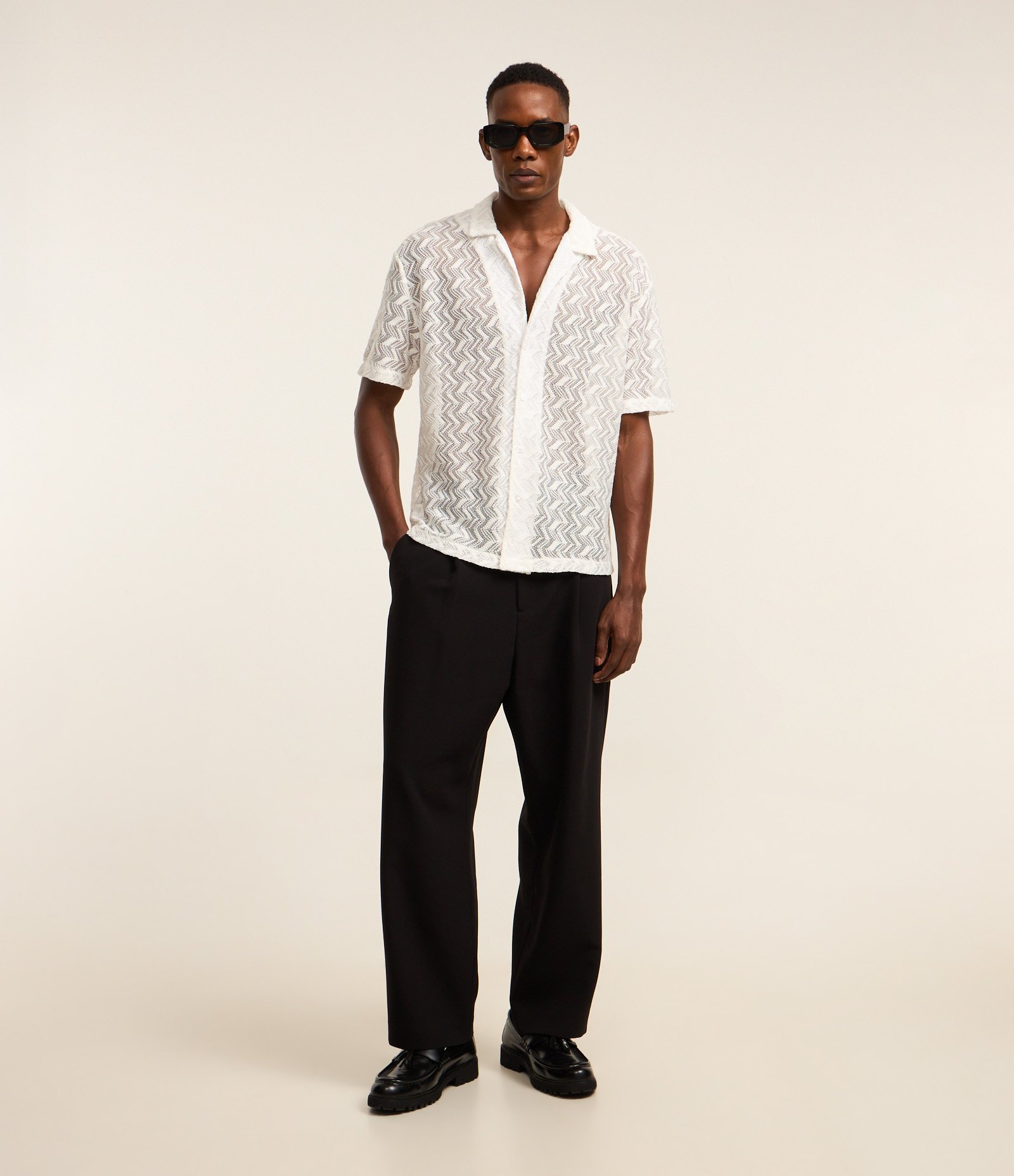 Camisa Boxy em Renda com Gola Bowling Texturizada Branco 2