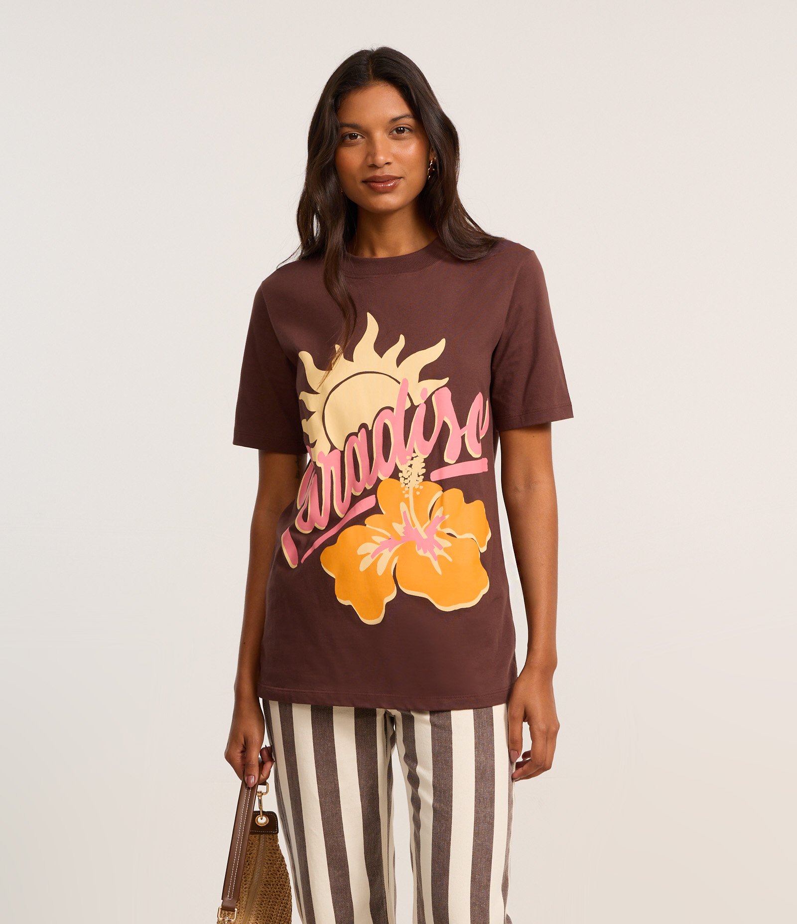 Camiseta Alongada em Algodão com Estampa Paradiso Marrom 1
