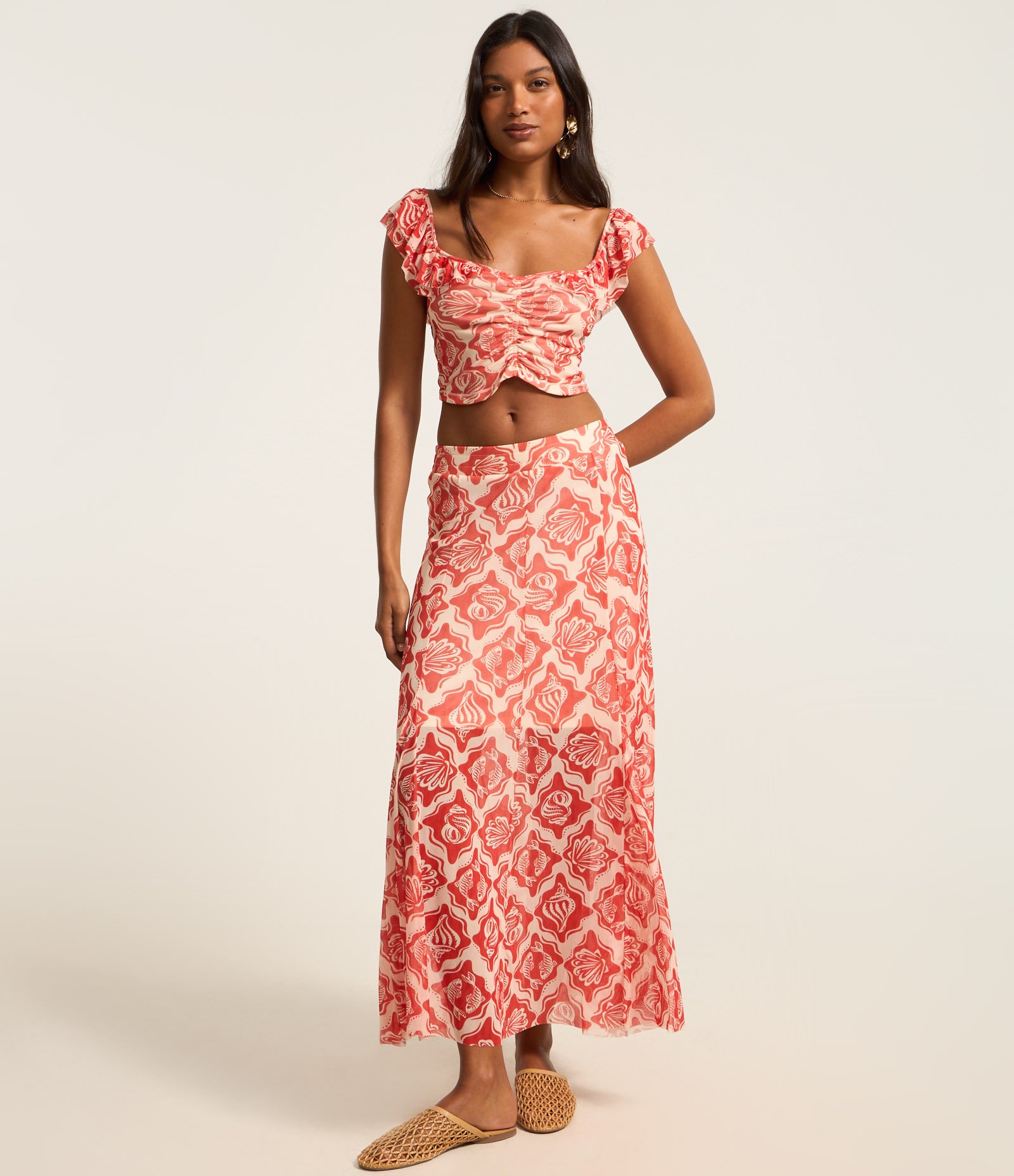 Blusa em Tule Estampado de Conchinhas com Babados e Franzido Vermelho/Branco 2