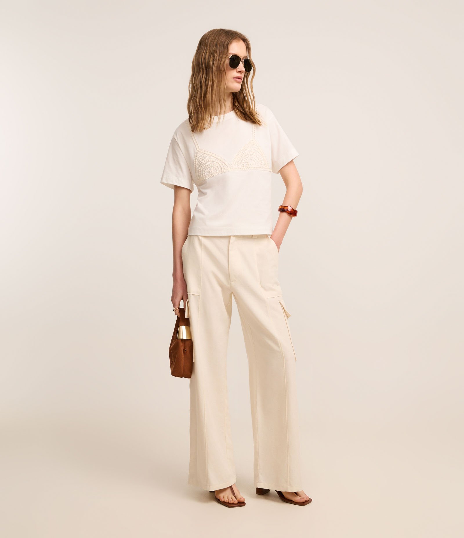 Blusa Slim em Algodão com Bordado Sutiã de Efeito Crochê Branco 2