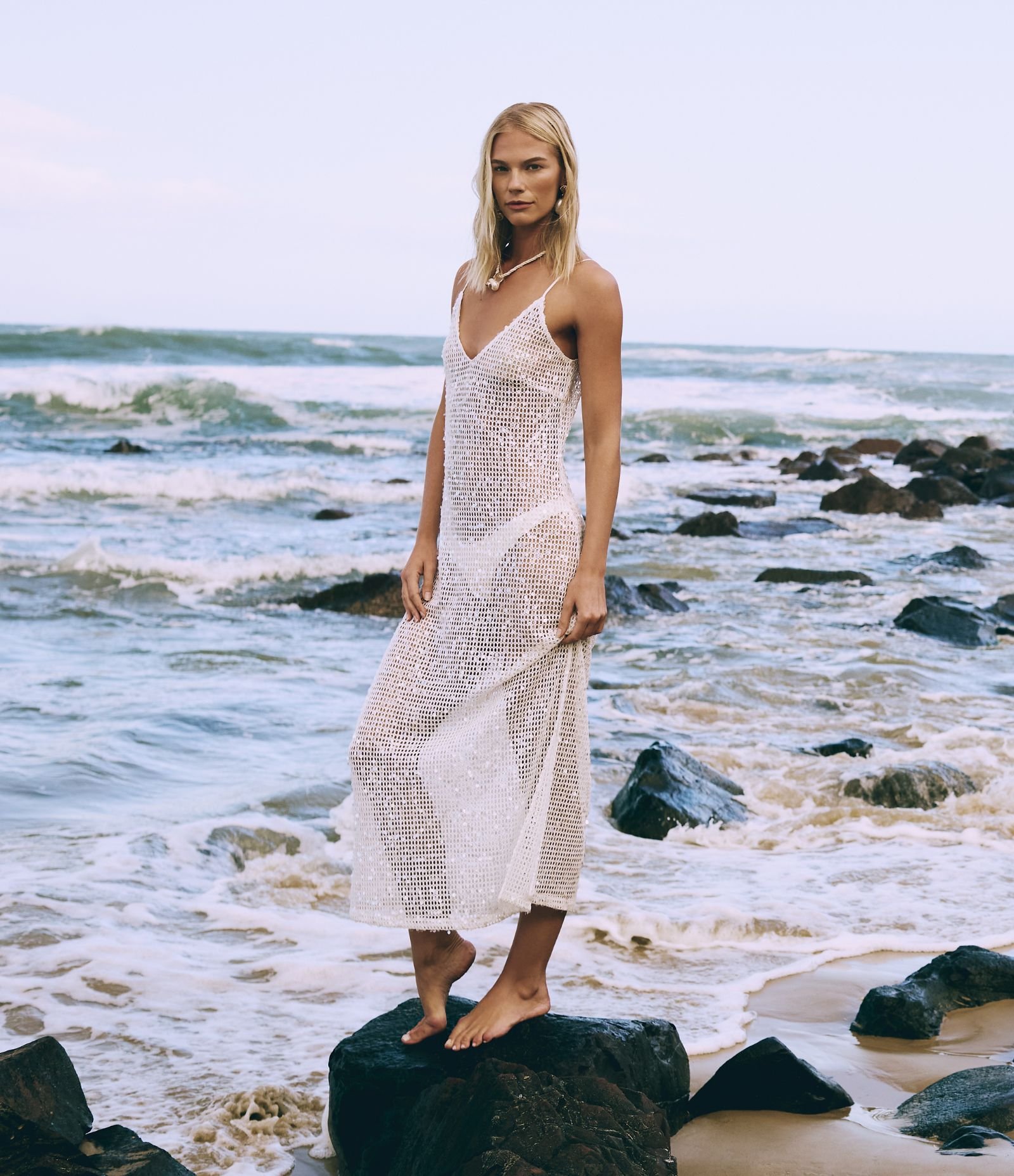 Vestido Long Midi com Paetê Salpicado e Forro Curto Branco 1