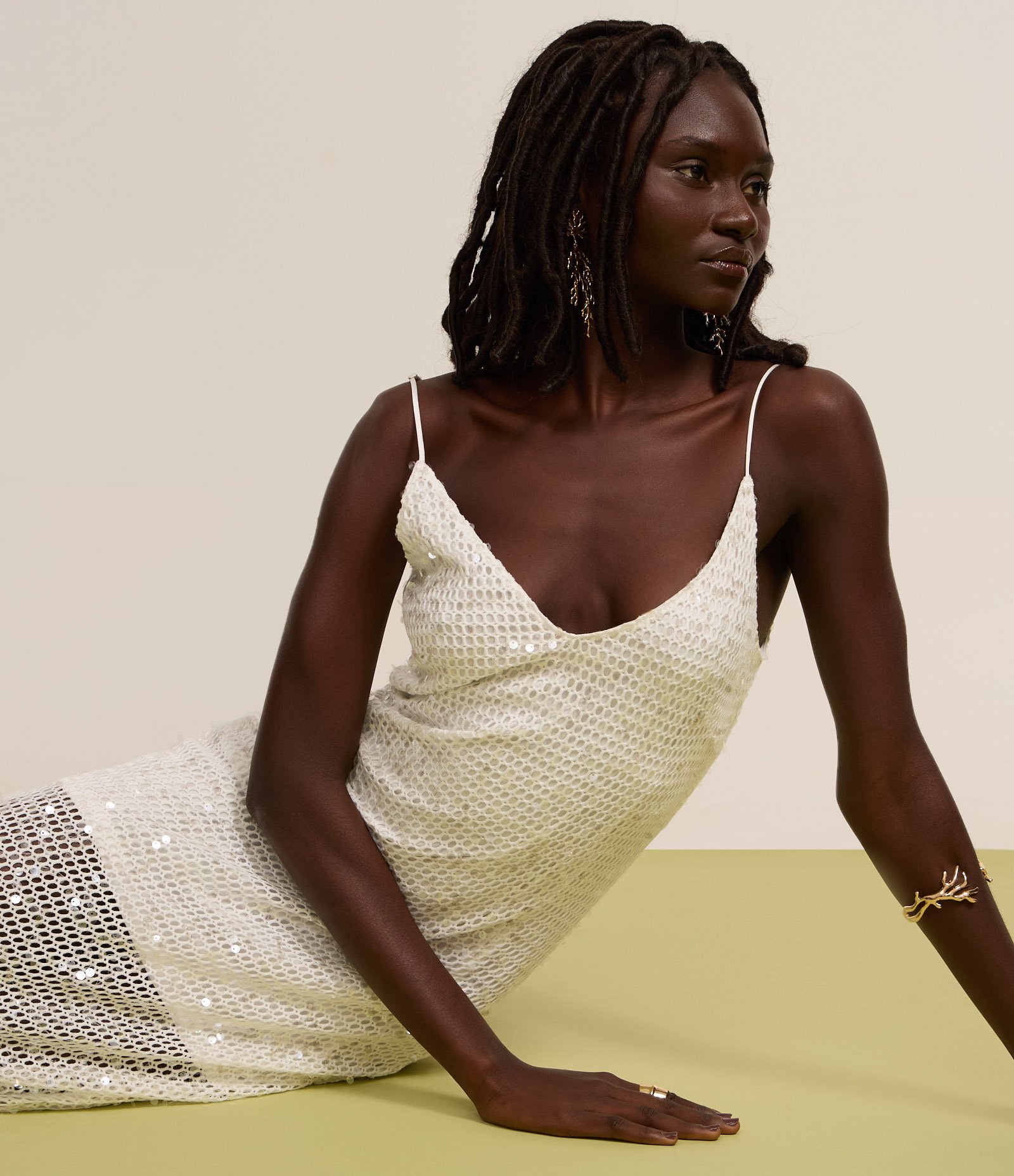 Vestido Long Midi com Paetê Salpicado e Forro Curto Branco 5