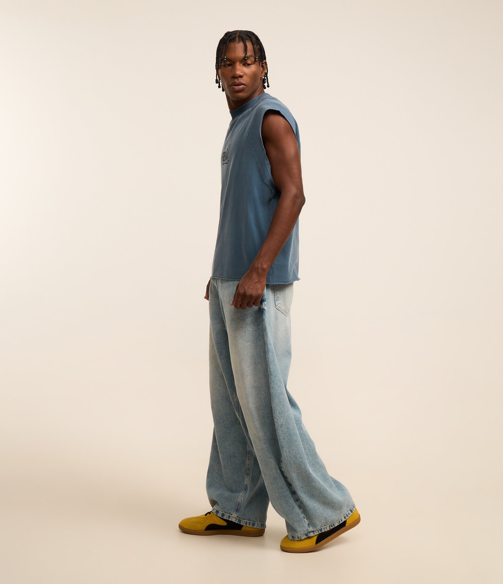 Regata Boxy em Algodão com Estampa Lettering e Efeito Estonado Azul 4