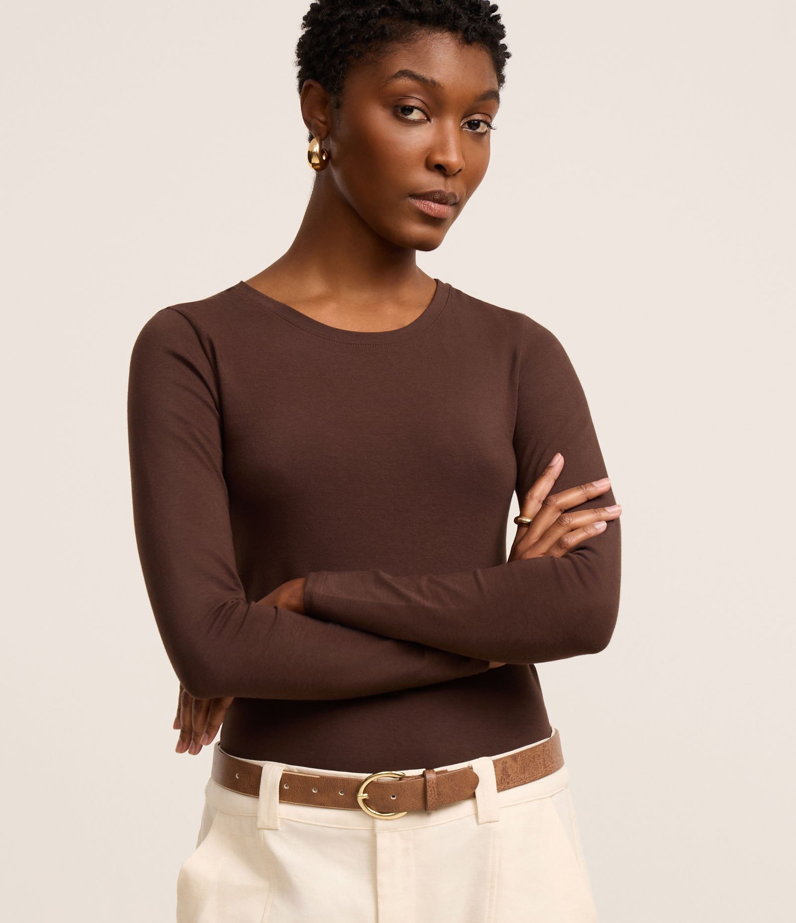 Blusa em Algodão com Gola Redonda Marrom 2